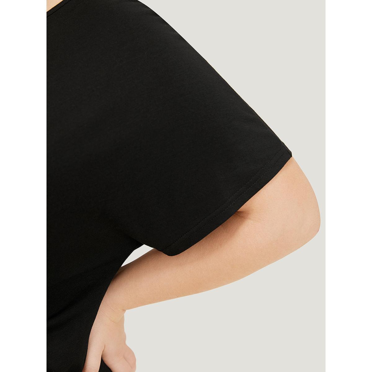 Plus Size Two Tone Batwing Sleeve Knot Front Dress ArmyGreen Women Casual Contrast Round Neck Short sleeve Curvy Knee Dress BloomChic 28/5X Product Image