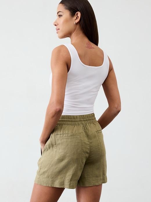 Retreat Linen Mid Rise Short Product Image