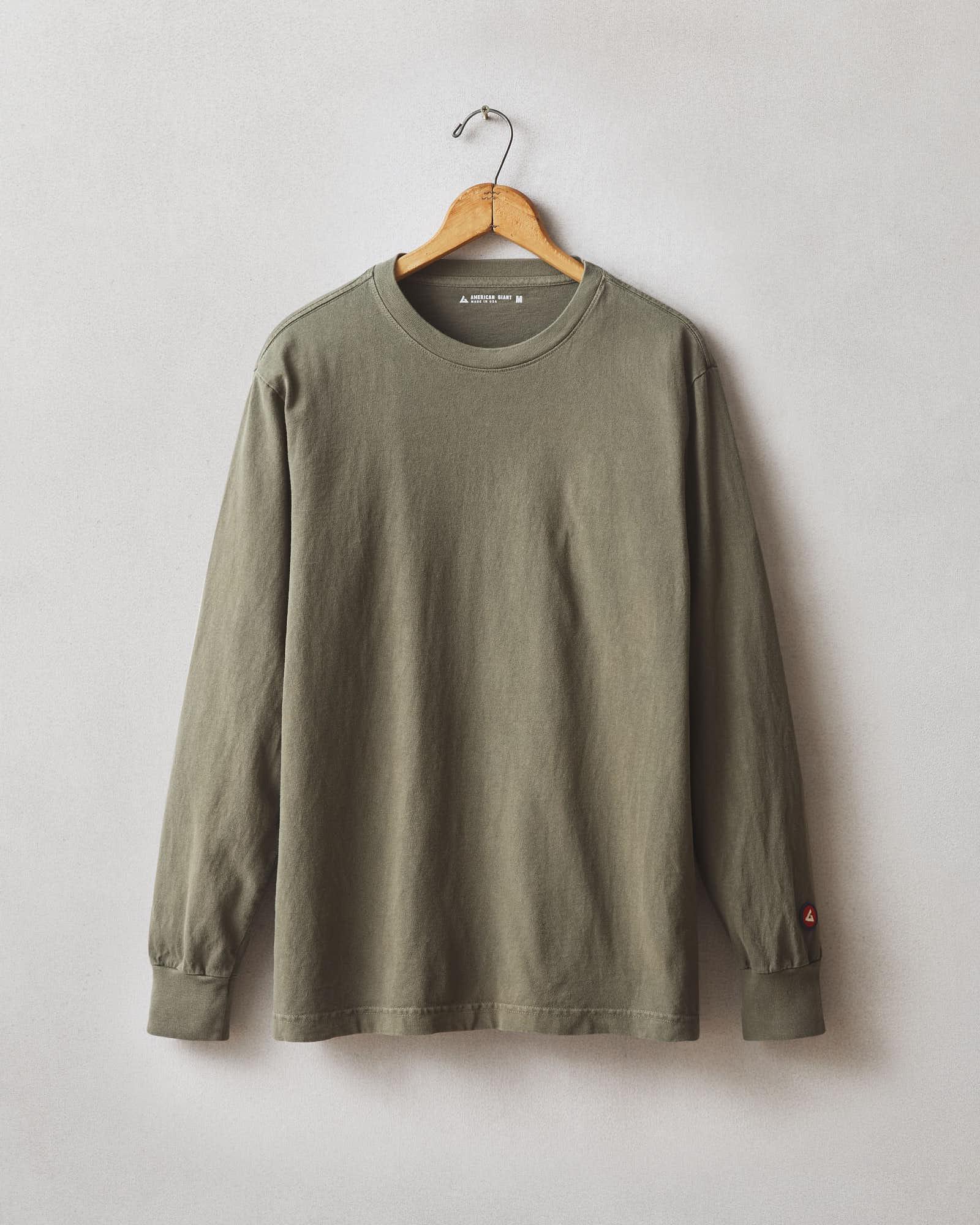 Men's Vintage Crew Long Sleeve Tee - Washed Olive Male Product Image