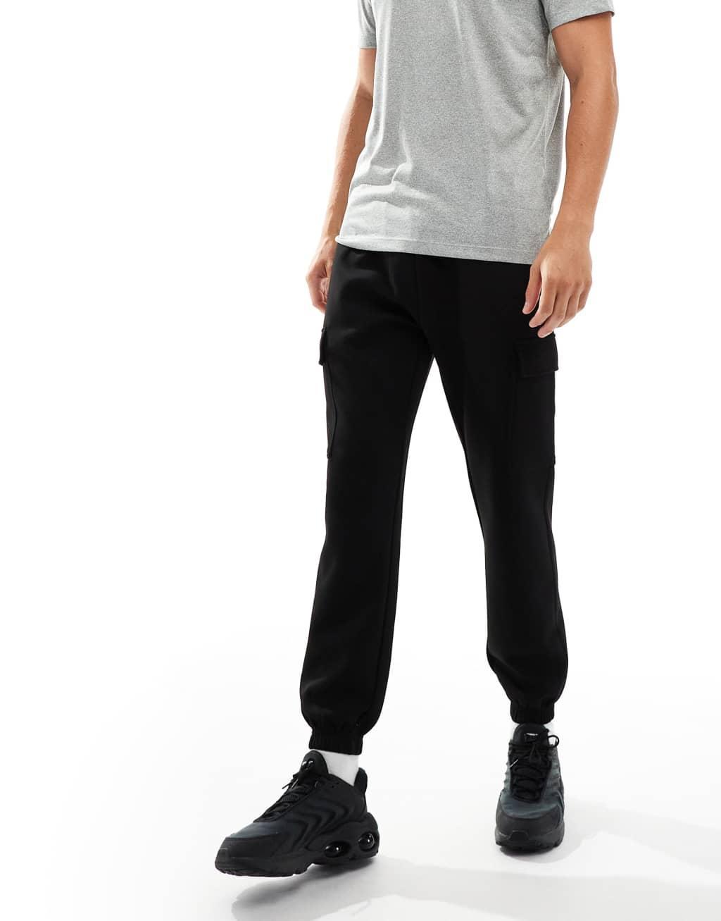 4505 Icon training quick dry performance cargo sweatpants in black  Product Image