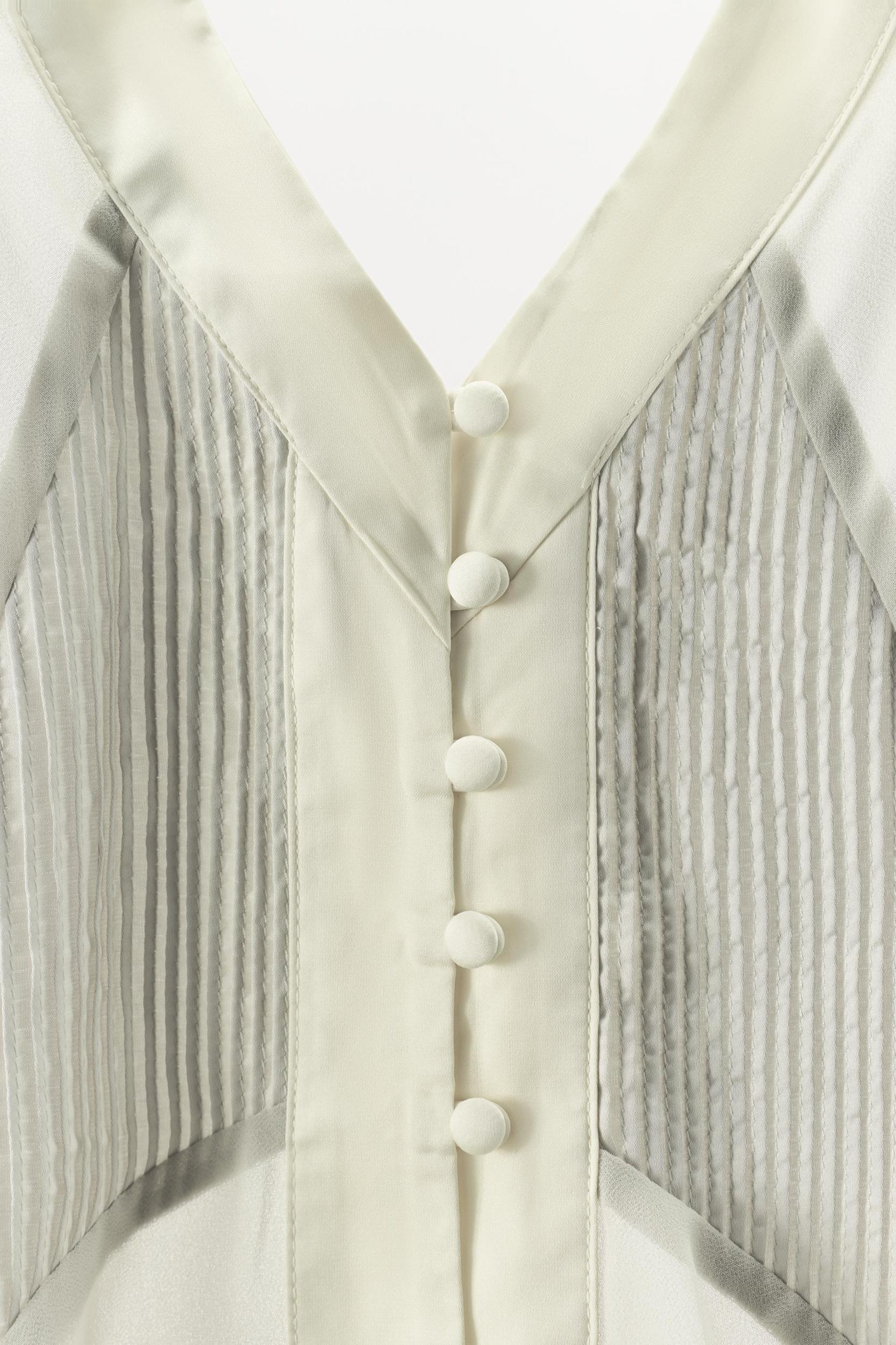 GEORGETTE FLOWY TOP Product Image