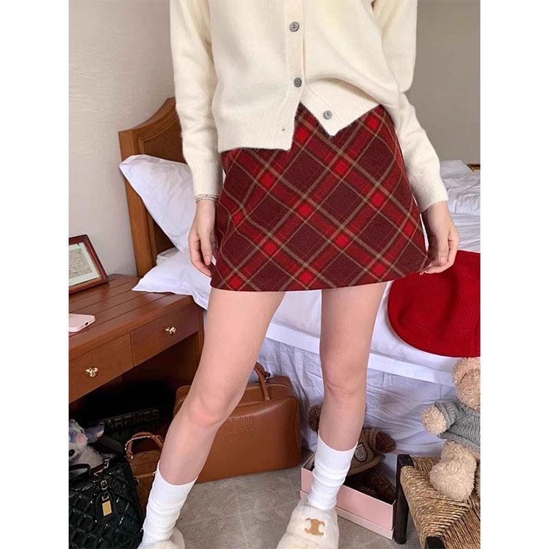 High Rise Plaid Mini Skirt Product Image