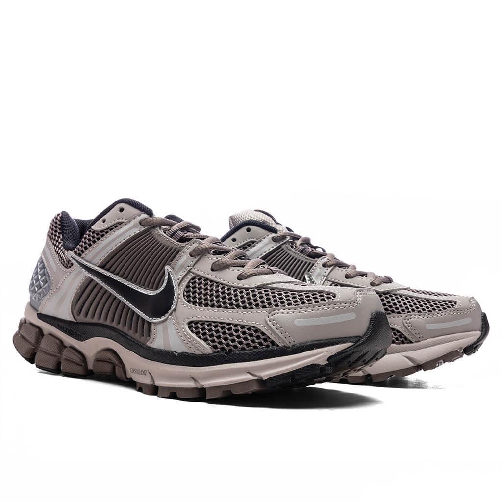Zoom Vomero 5 - College Grey/Black/Cave Stone Male Product Image