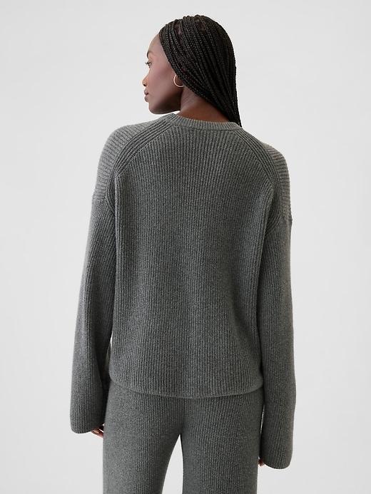 CashSoft Shaker-Stitch Crewneck Sweater Product Image