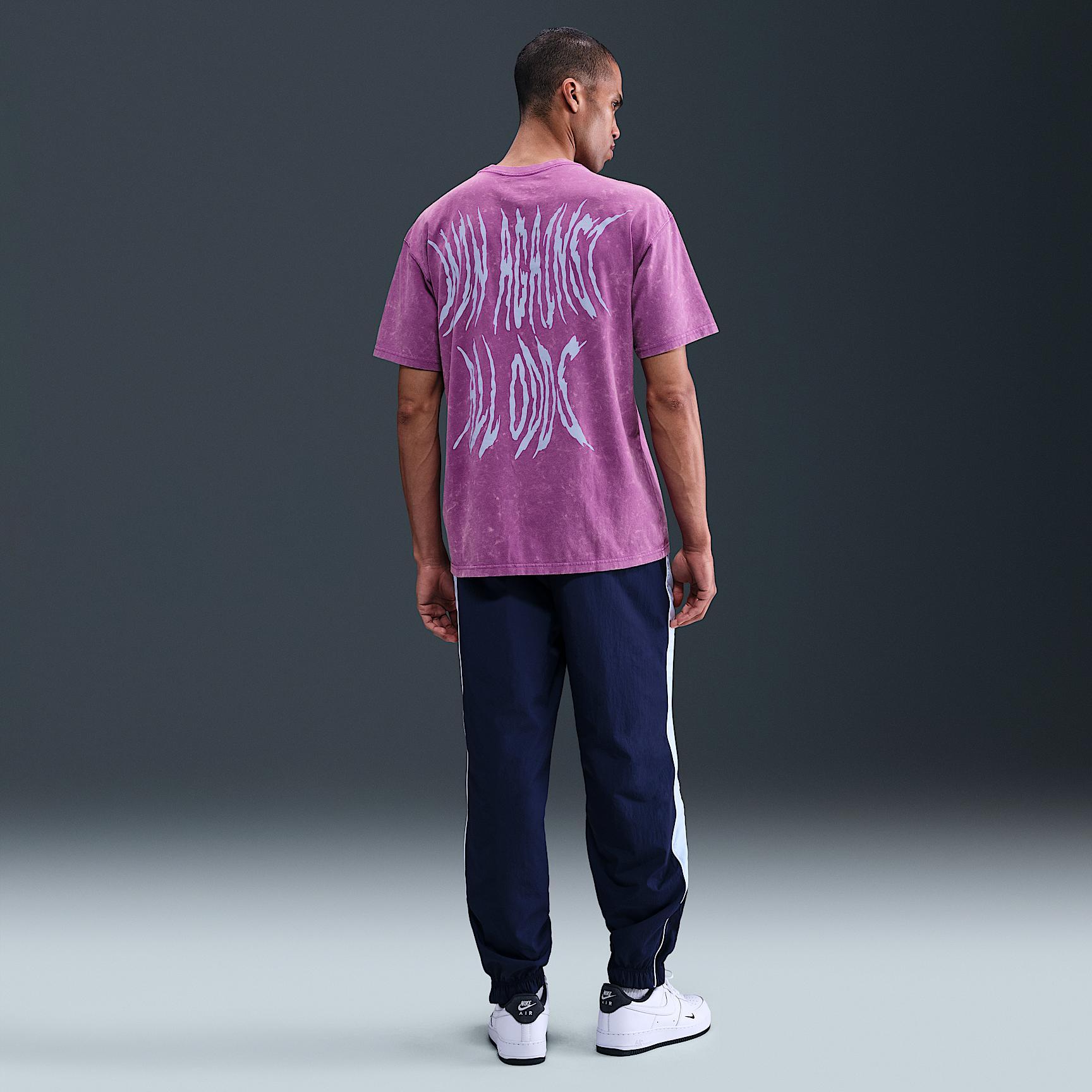 Nike Men's Max90 T-Shirt Product Image