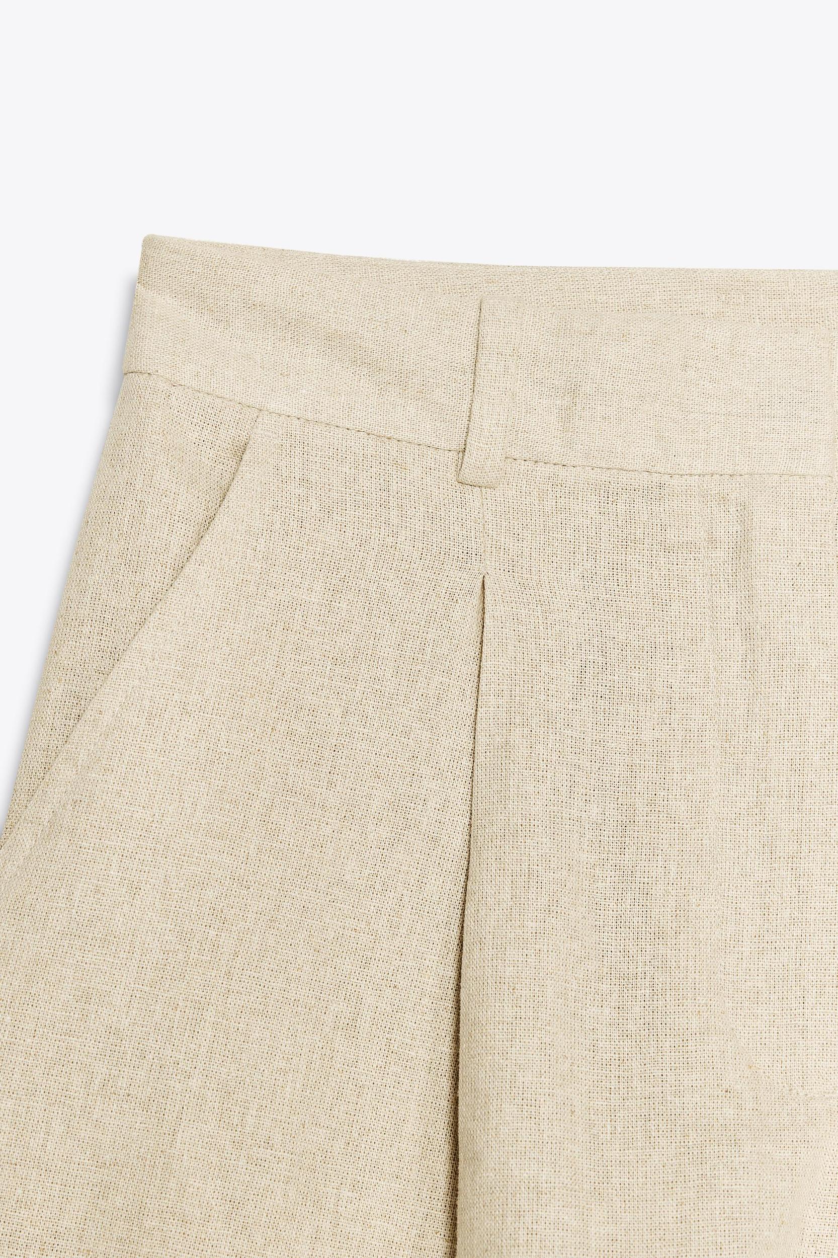 HIGH-WAISTED LINEN SHORTS Product Image