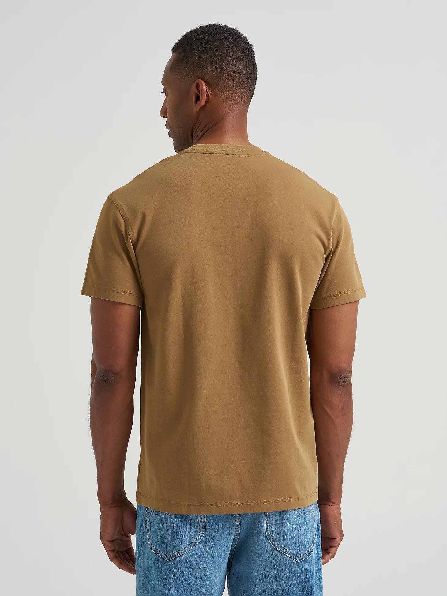 Men's Relaxed Fit Heavyweight Pocket Tee | Men's Tops & Tees | Lee® Product Image