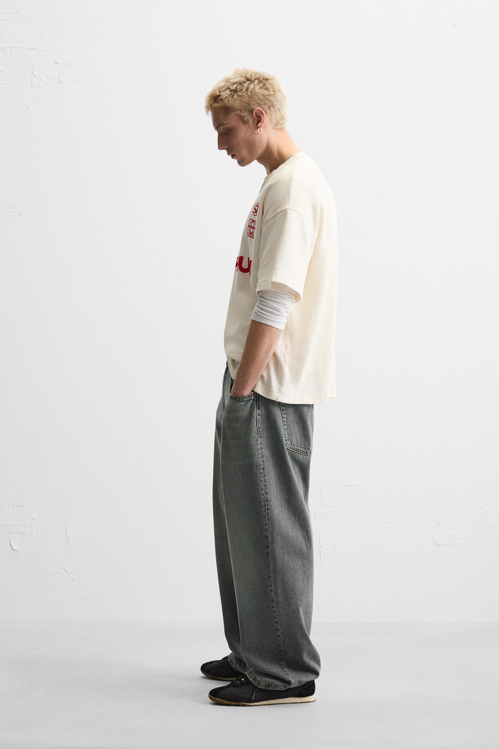 TEXTURED TEXT SWEATSHIRT Product Image