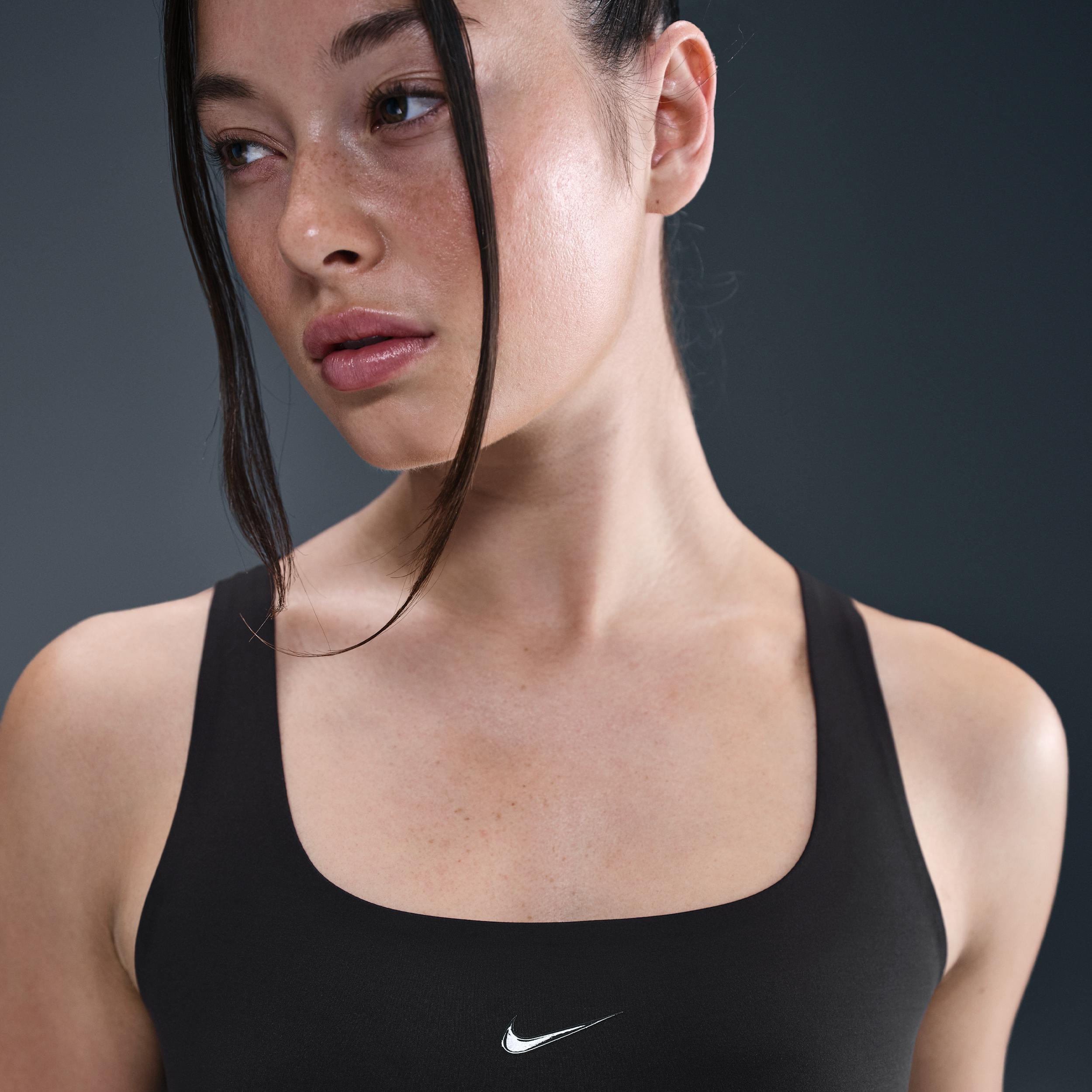 Nike Women's Form Tank Top Product Image