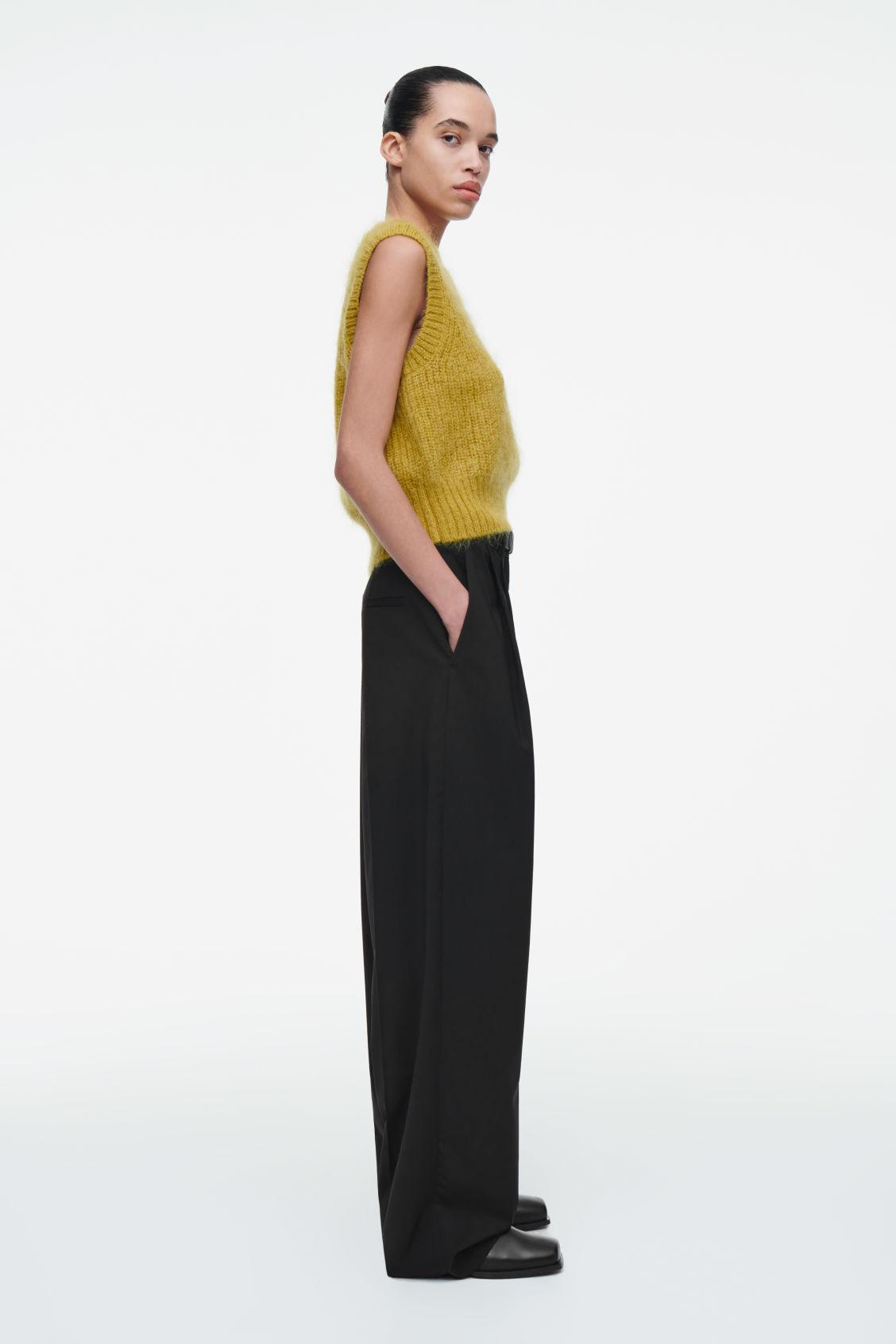 MOHAIR KNIT TANK Product Image