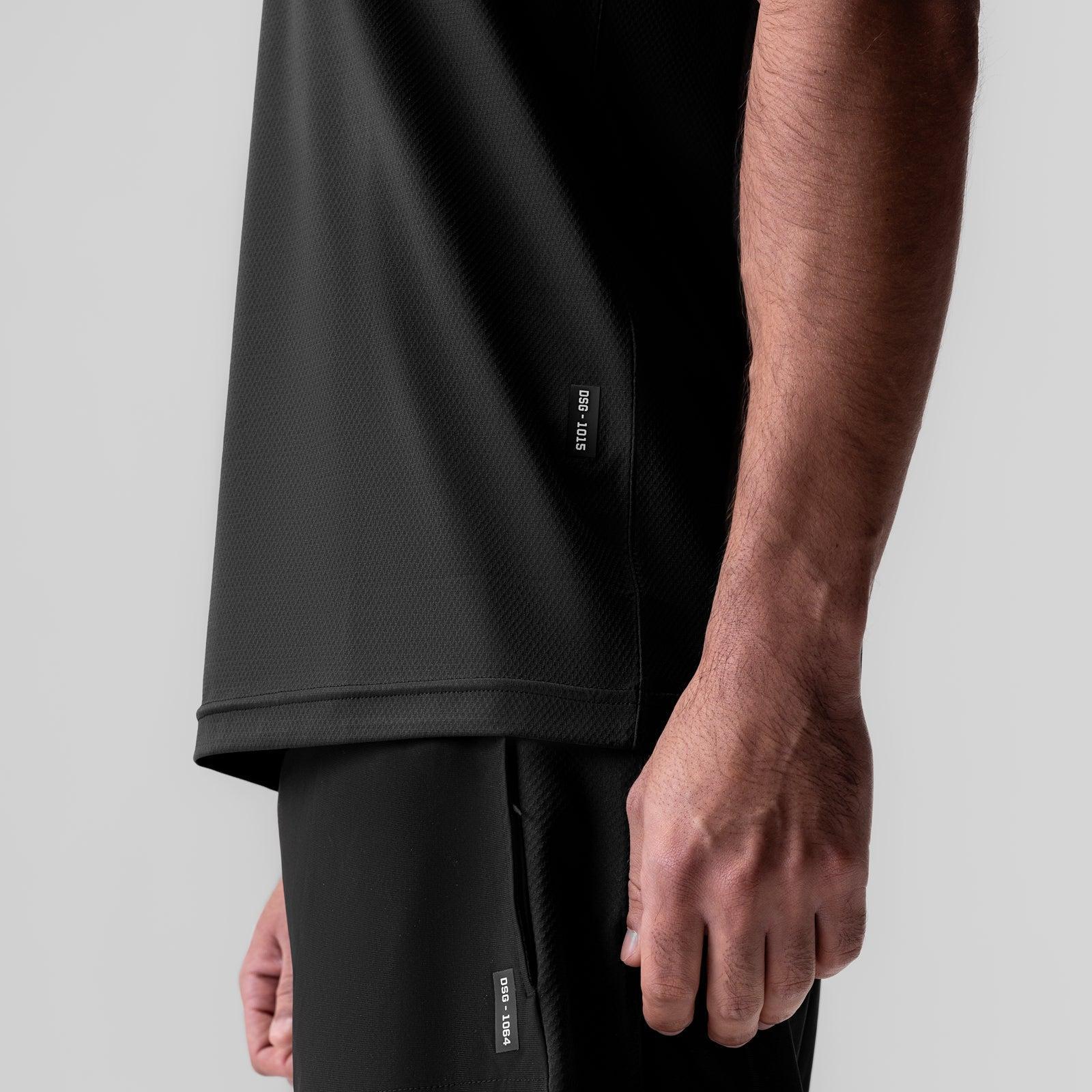 1015. AeroSilver® Essential Tee - Navy Product Image