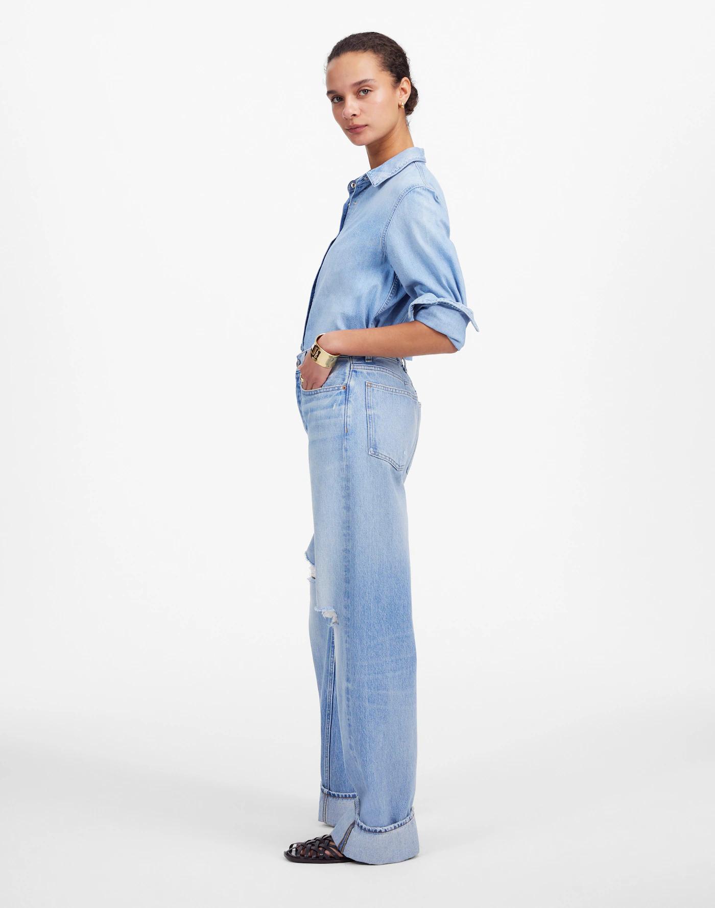 Low-Slung Baggy Jeans Product Image
