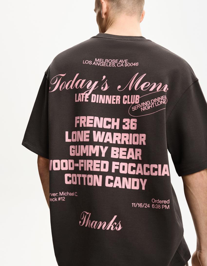 Short sleeve T-shirt with embroidery Product Image