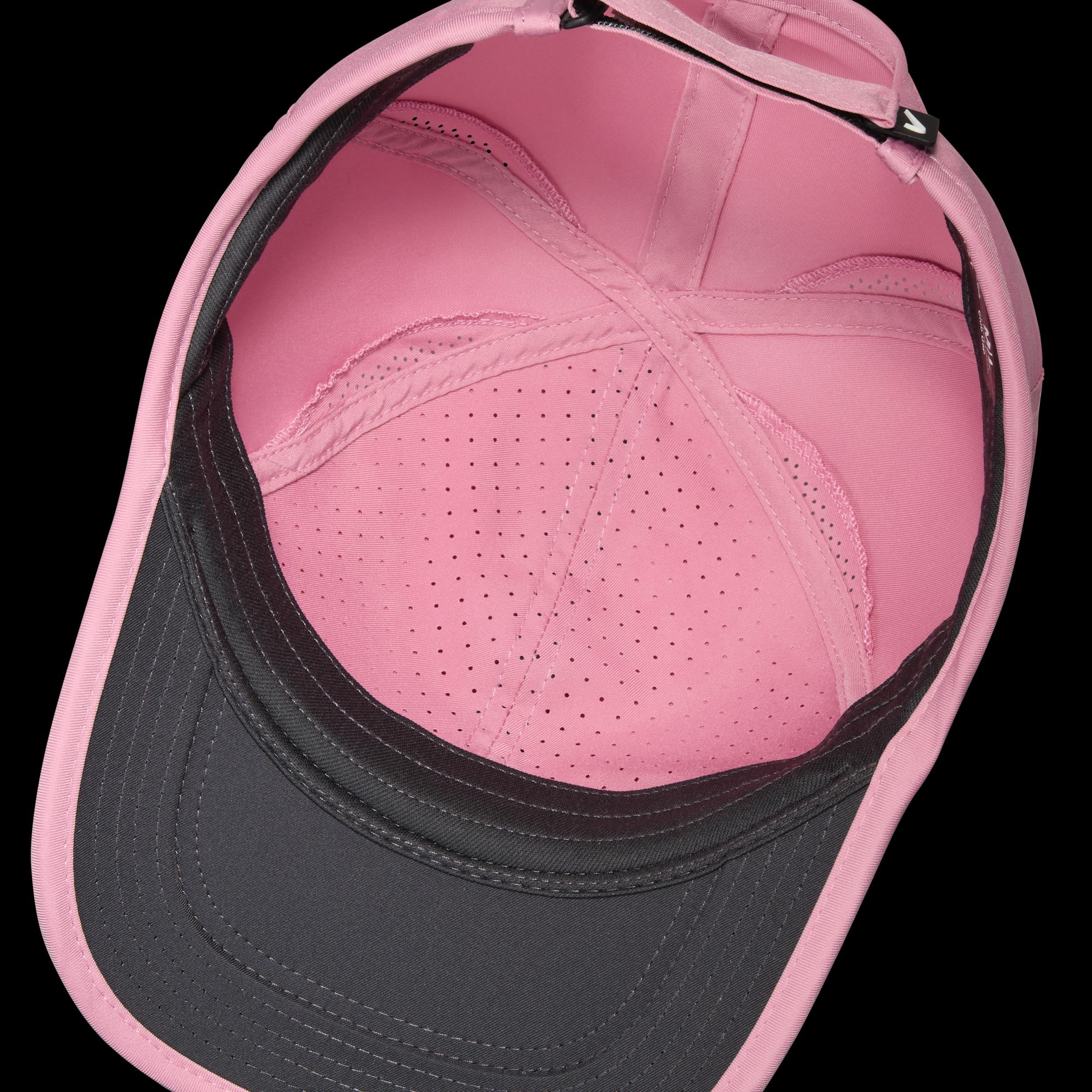 Nike Dri-FIT Club Unstructured Featherlight Cap Product Image