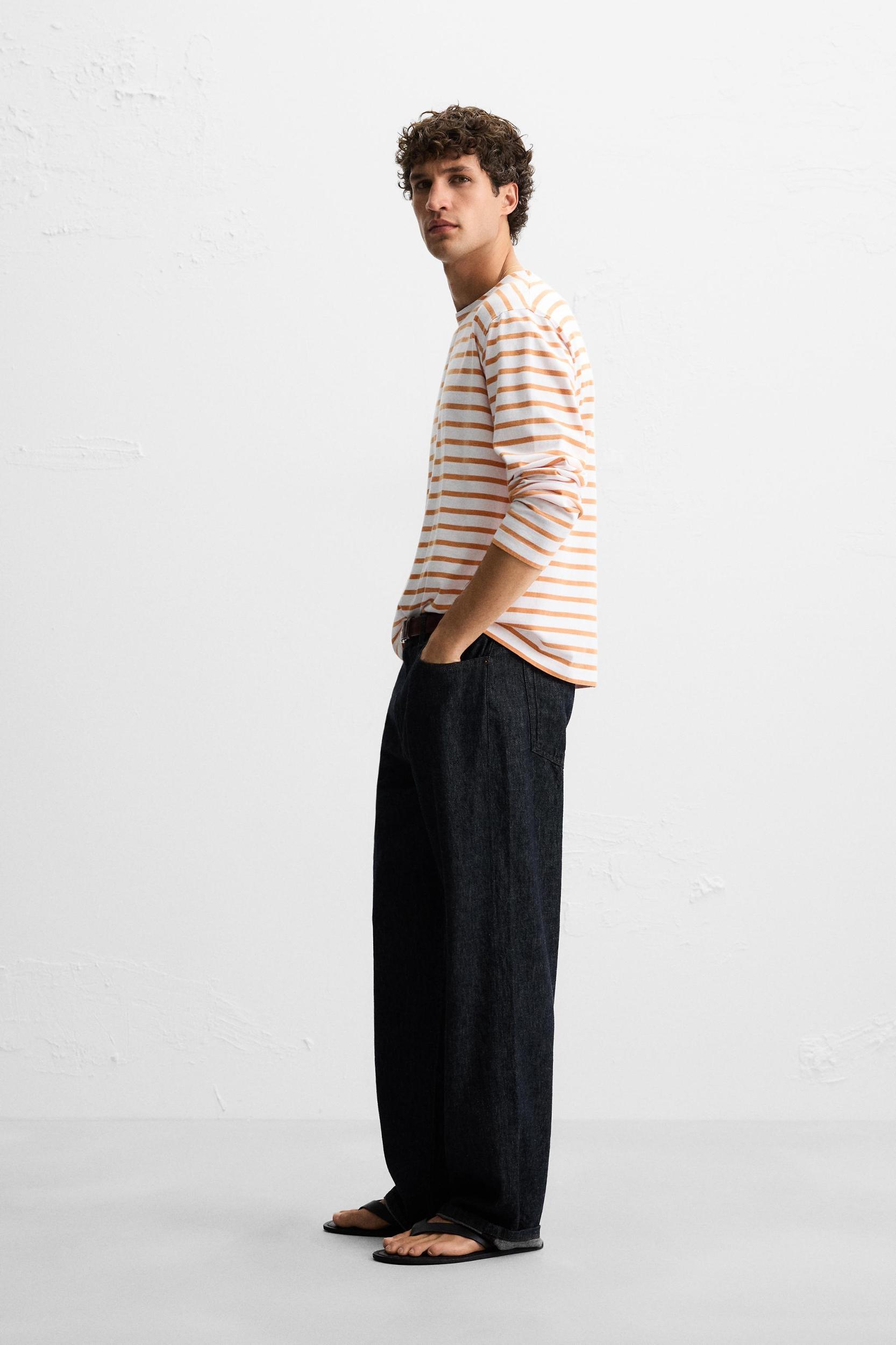 JACQUARD STRIPE T-SHIRT Product Image