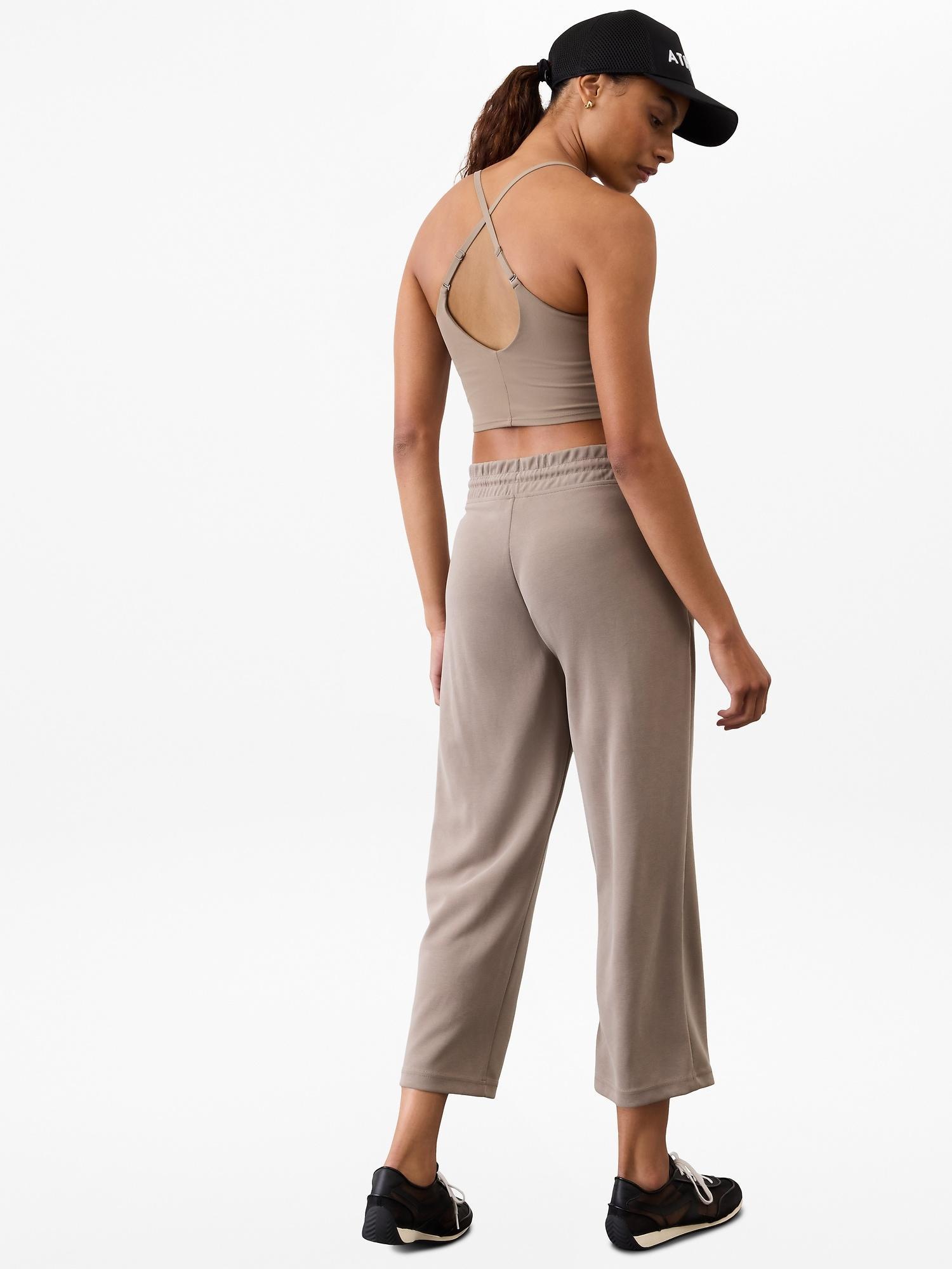 Seasoft Mid Rise Straight Crop Product Image