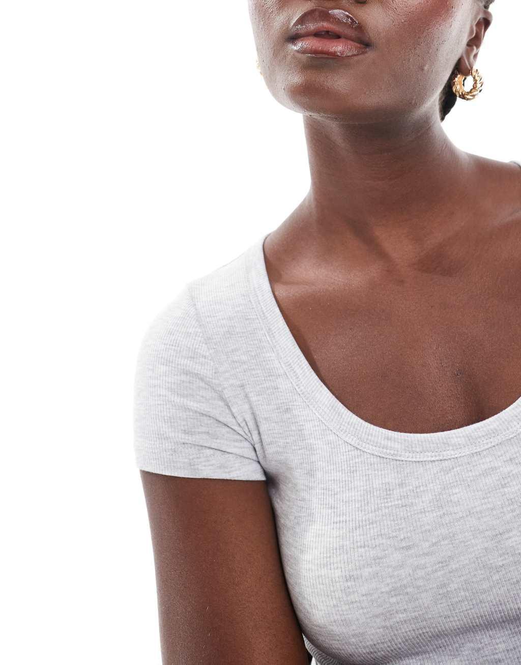 Cotton On ribbed scoop neck short sleeve top in gray Product Image