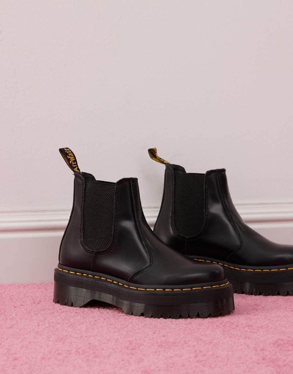 Dr. Martens Womens 2976 Quad Leather Family Matching Platform Chelsea Boots Product Image