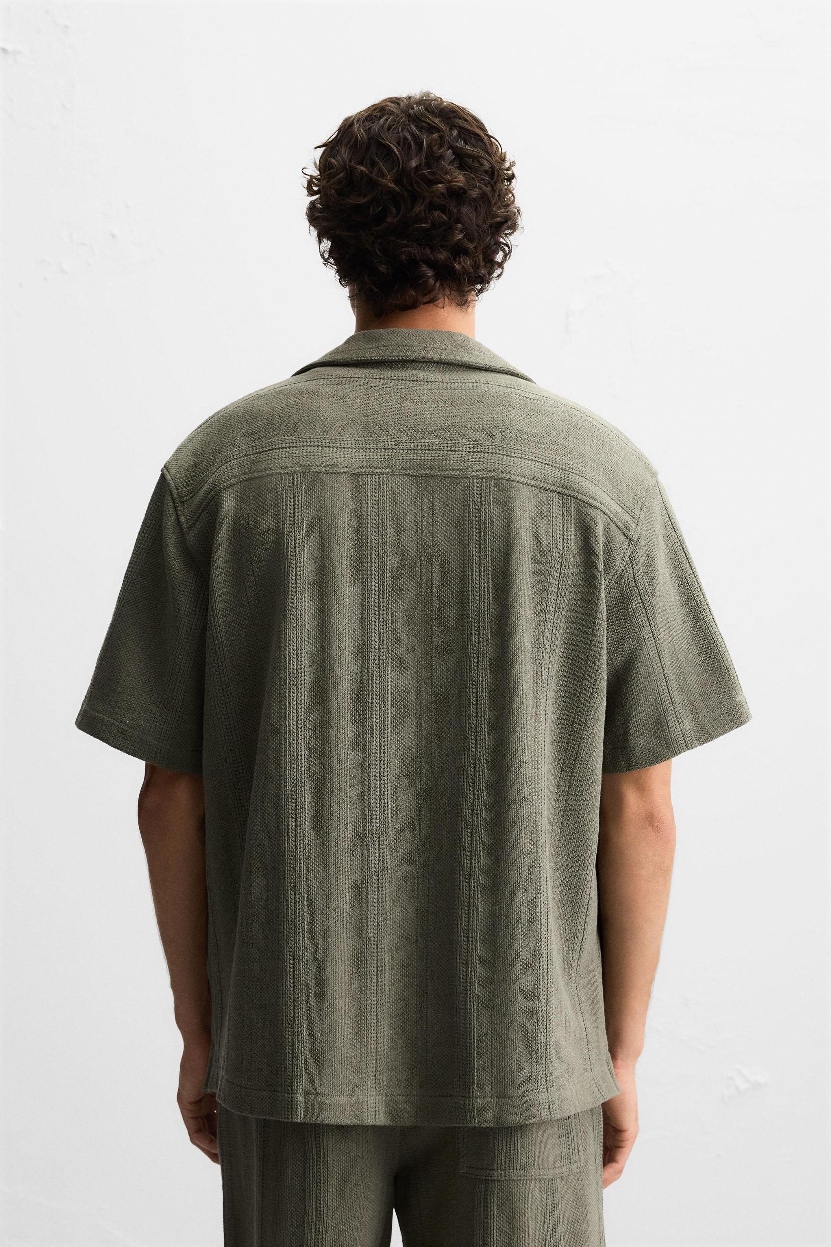 JACQUARD TEXTURED SHIRT Product Image