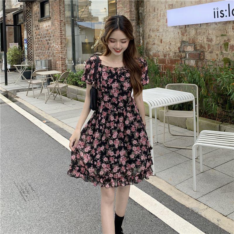 Puff-Sleeve Floral A-Line Dress Product Image