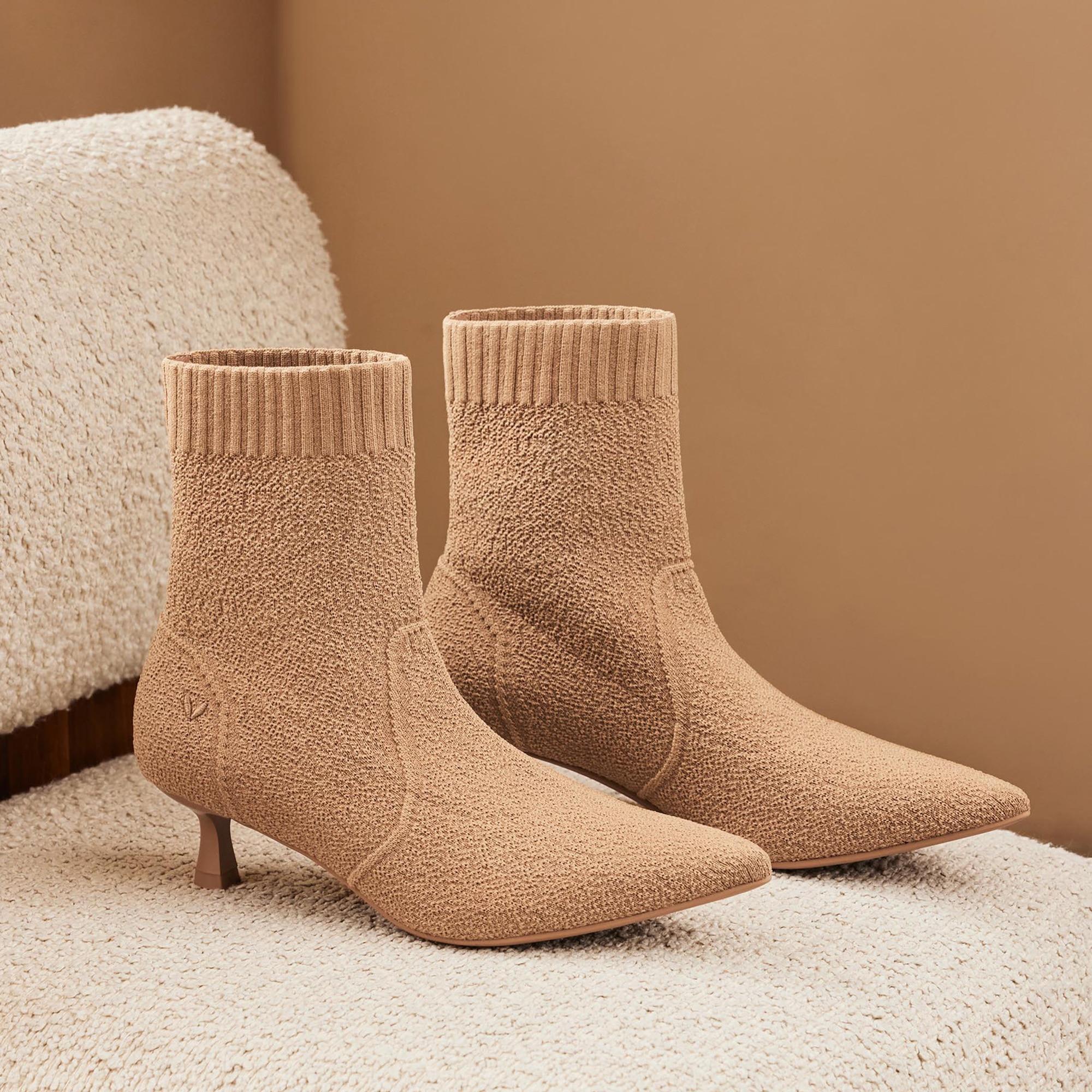 Pointed-Toe Boots (Sophia) Product Image