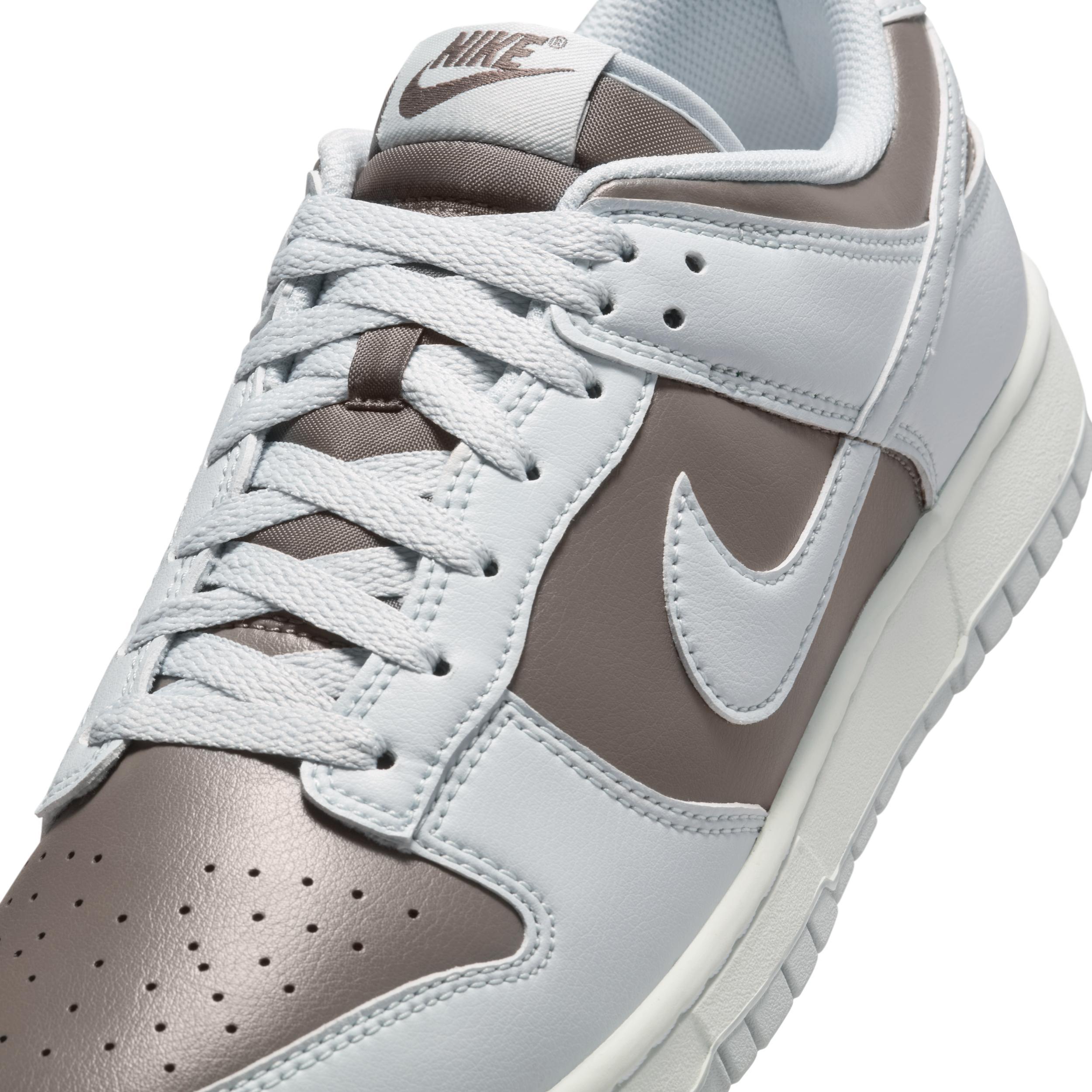 Nike Men's Dunk Low Retro Shoes Product Image