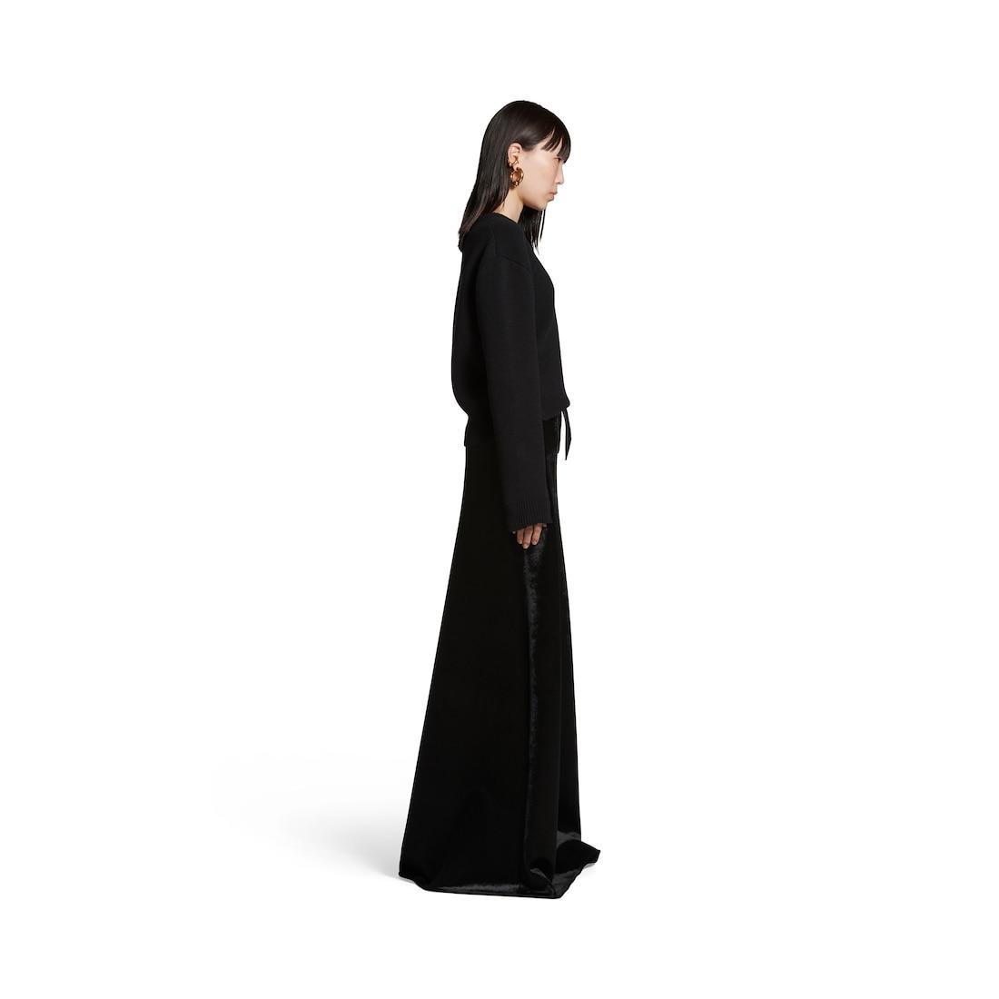 Sweater in Black Product Image