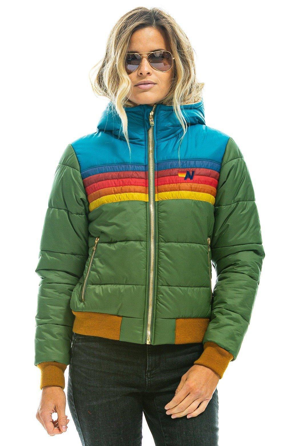 TREKKER 2 HOODED PUFFER JACKET - GARDEN GREEN Female Product Image