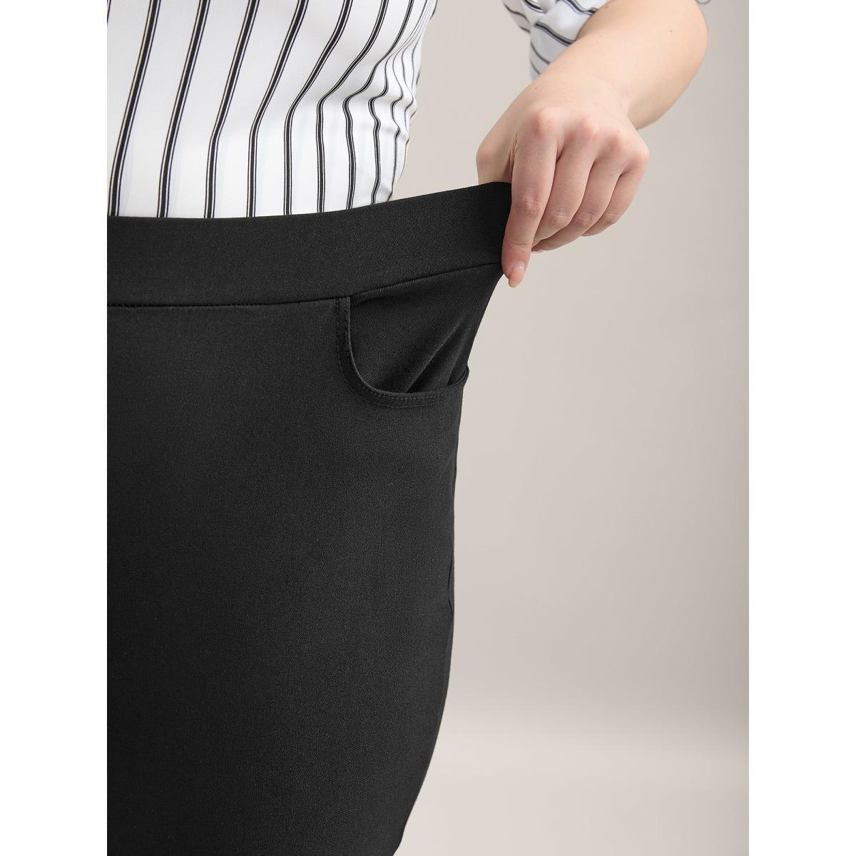 Plus Size Stretch Split Hem Pockets Skinny Pants Women Black At the Office Skinny Mid Rise Work Pants BloomChic 10/M Product Image