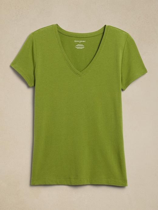Timeless V-Neck T-Shirt Product Image