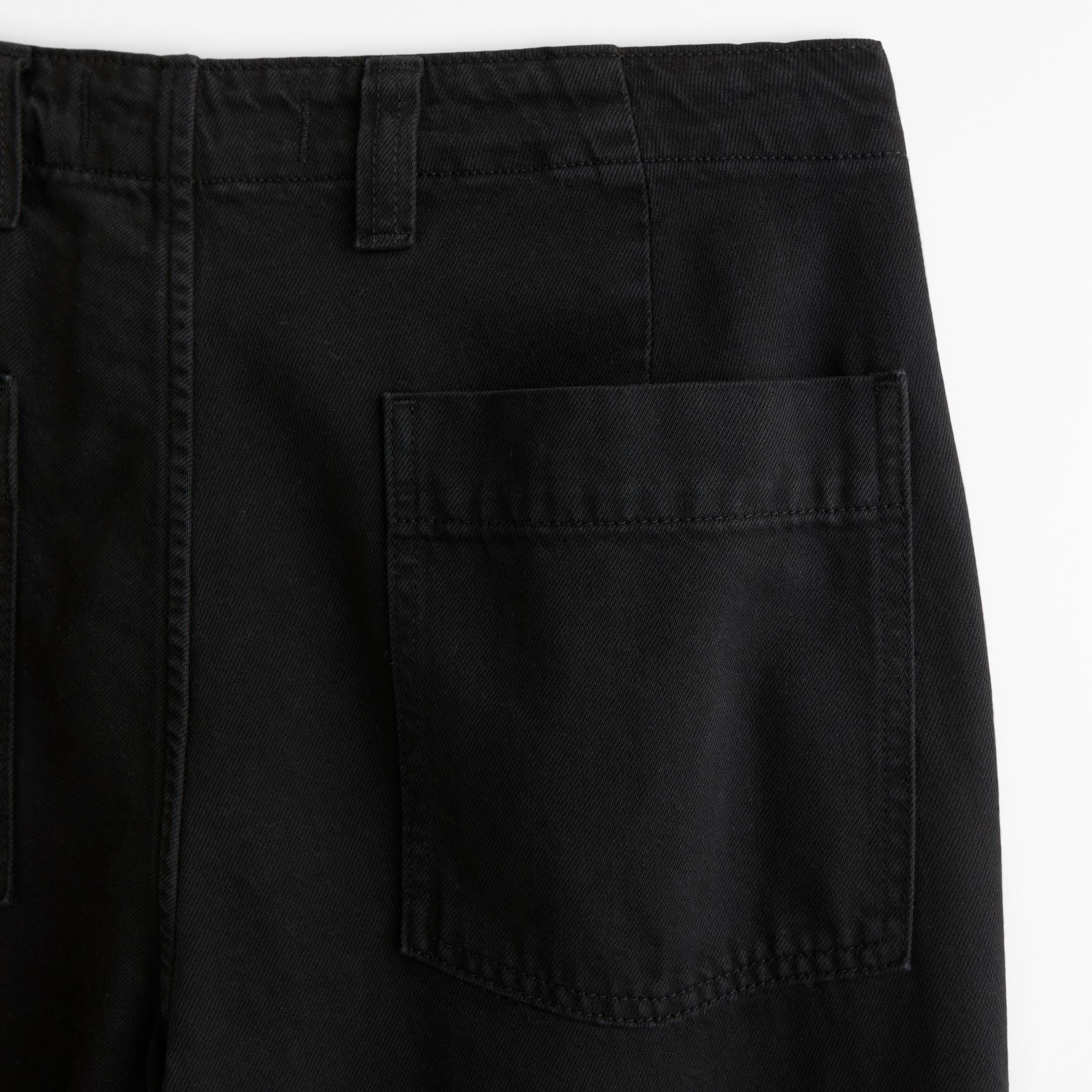 Lightweight Loose Jean Product Image