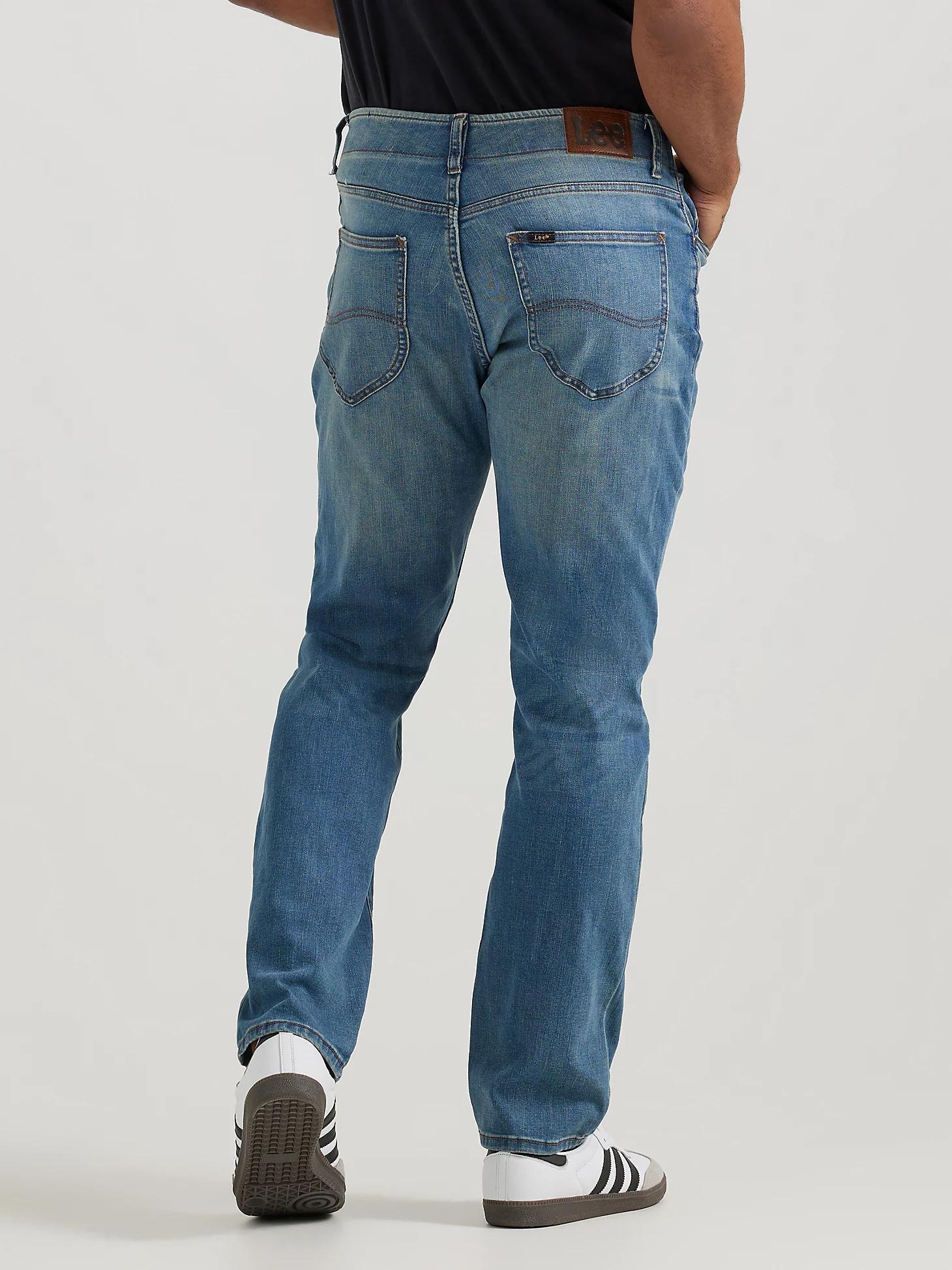 Men's Extreme Motion MVP Athletic Tapered Leg Jean | Men's Jeans | Lee® Product Image
