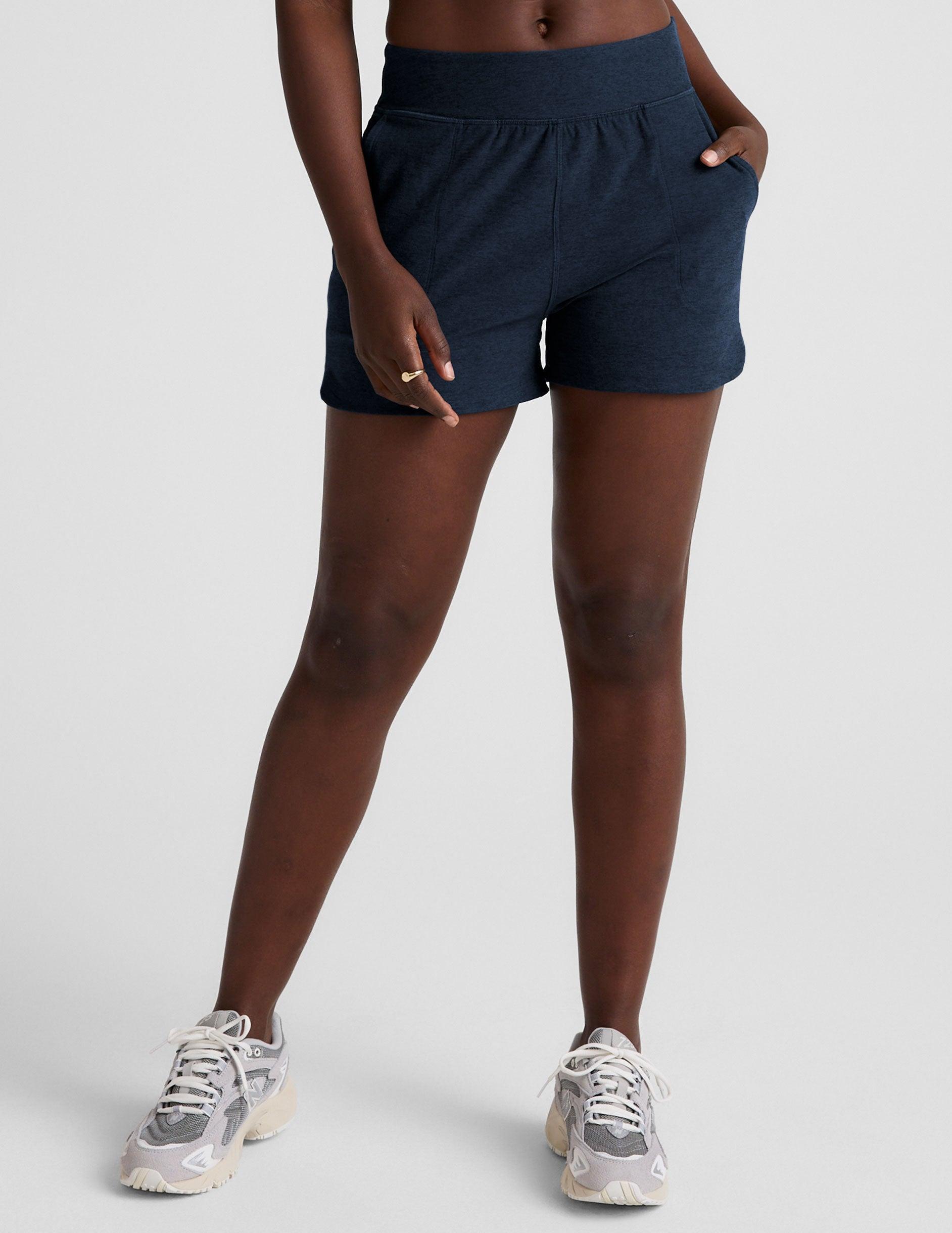 Spacedye Move Up 3" Short Product Image