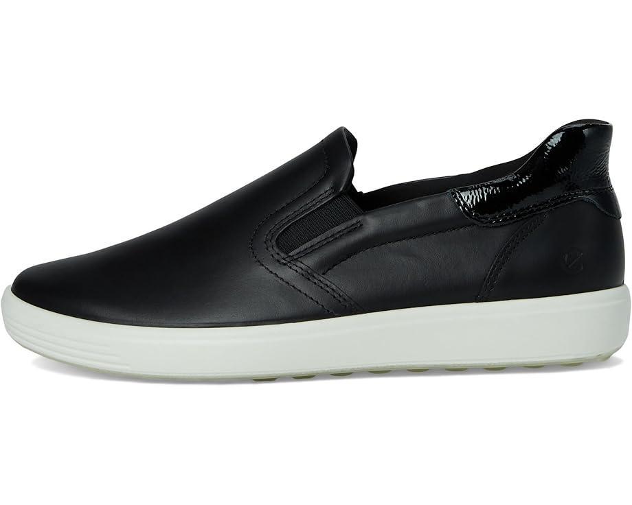 Soft 7 Casual Slip-On Sneaker Product Image