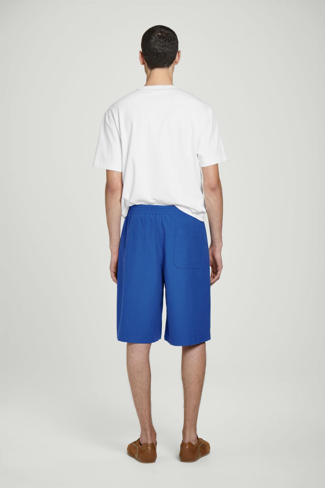 ELASTICATED COTTON SHORTS Product Image