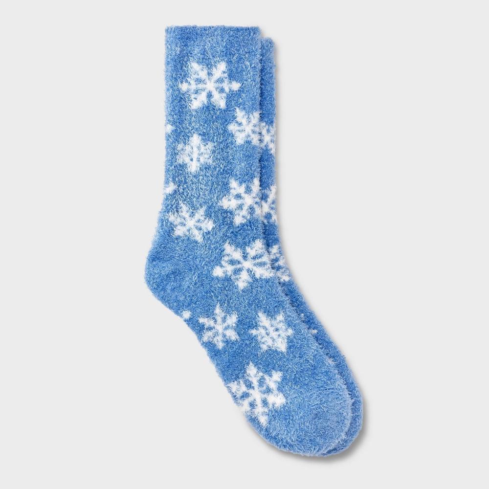 Womens Snowflake Cozy Crew Socks - Auden 4-10: Lightweight Knit, Banded Cuff, Machine Washable, Tumble Dry Product Image
