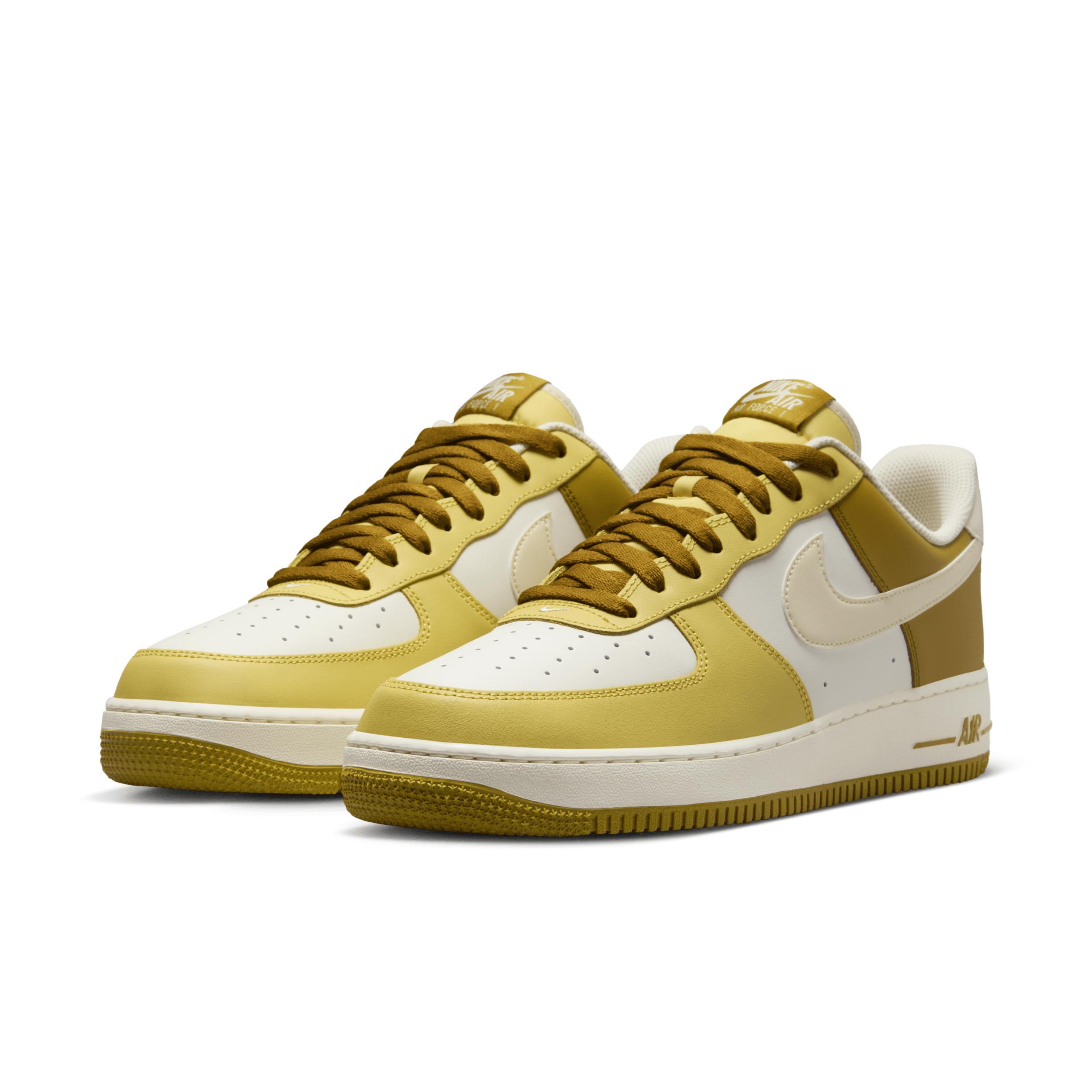 Nike Air Force 1 '07 Men's Shoes Product Image