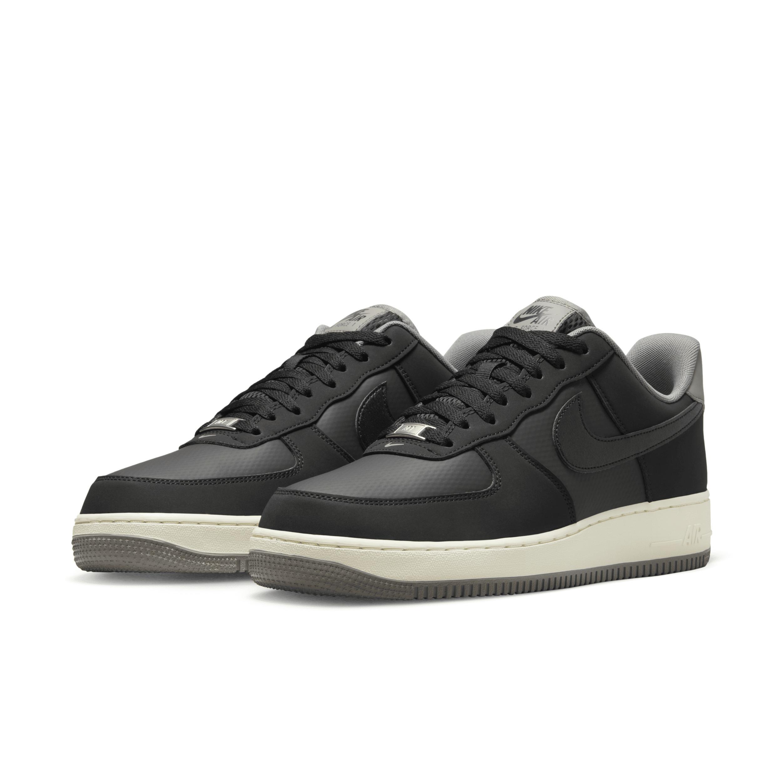 Nike Mens Nike Air Force 1 Low 07 - Mens Basketball Shoes Product Image