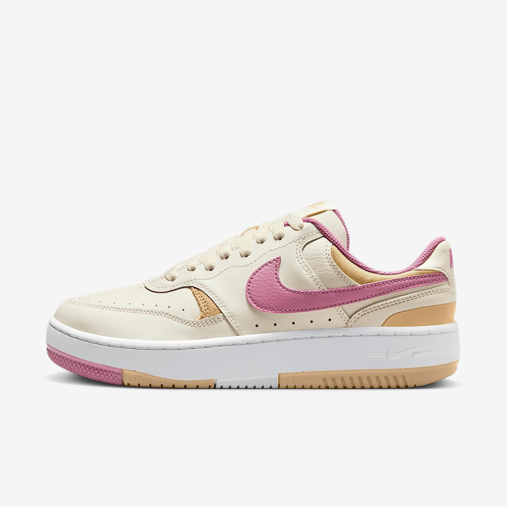 Nike Gamma Force Women's Shoes Product Image