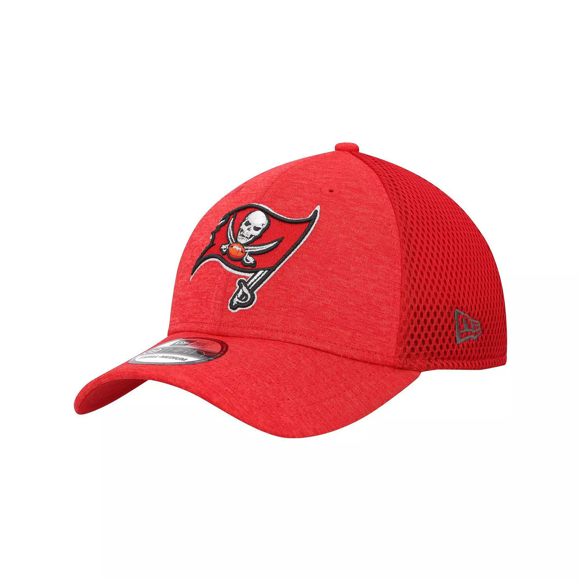 Men's New Era Red Tampa Bay Buccaneers Stripe 39THIRTY Flex Hat, Size: Small/Medium Product Image