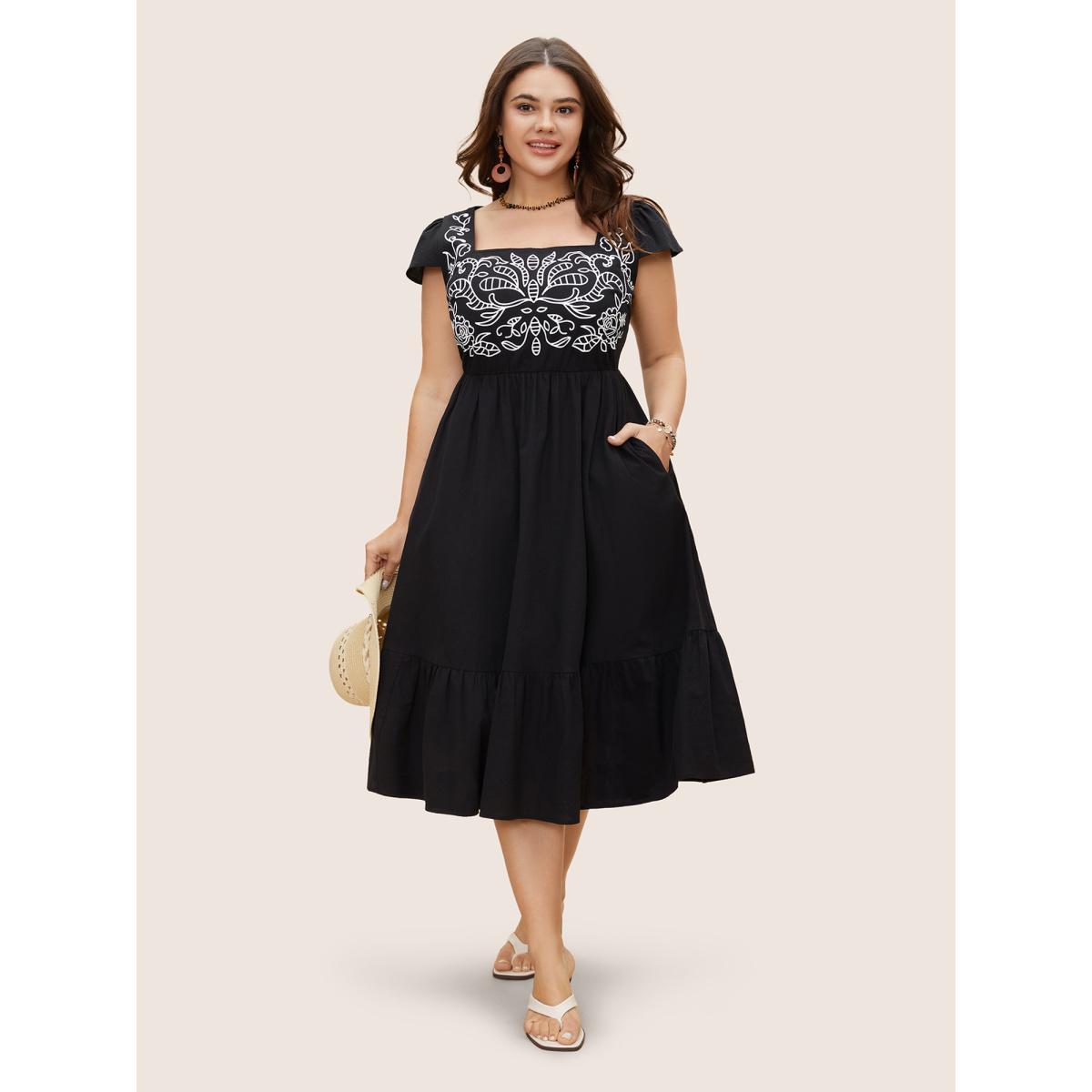 Plus Size Square Neck Bandana Print Cap Sleeve Dress Black Women Resort Ruffles Square Neck Cap Sleeve Curvy BloomChic 28/5X Product Image