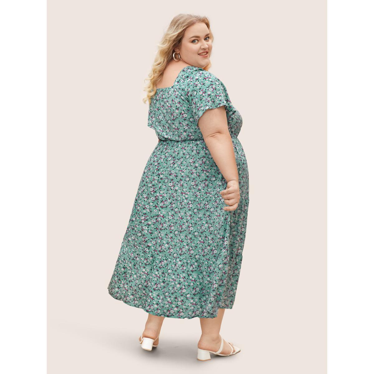 Plus Size Ditsy Floral Sweetheart Drawstring Pocket Tiered Dress Mint Women Elegant Non V-neck Short sleeve Curvy Midi Dress BloomChic 10/M Product Image
