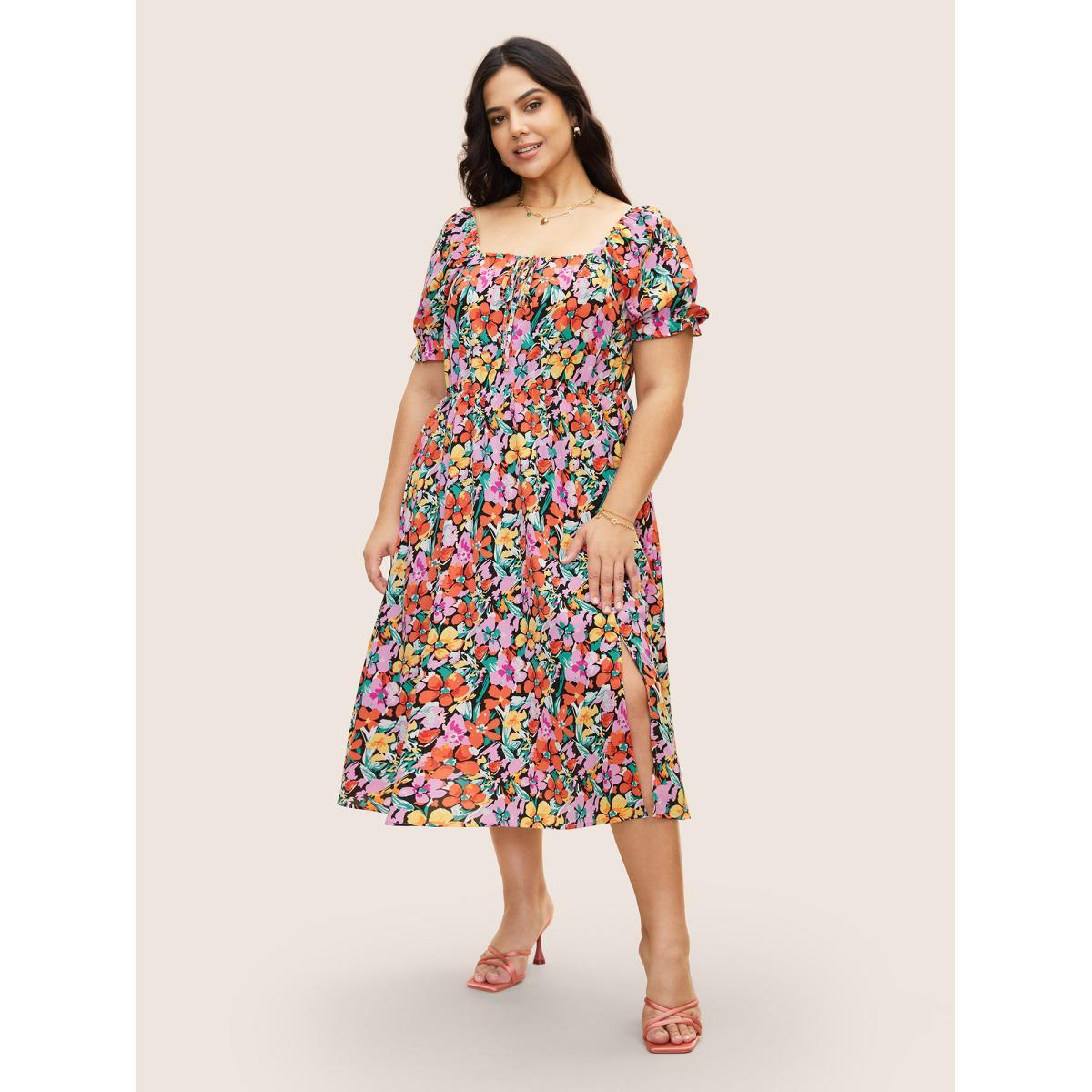 Plus Size Square Neck Floral Drawstring Split Hem Dress Black Women Elegant Gathered Square Neck Short sleeve Curvy BloomChic 12/L Product Image