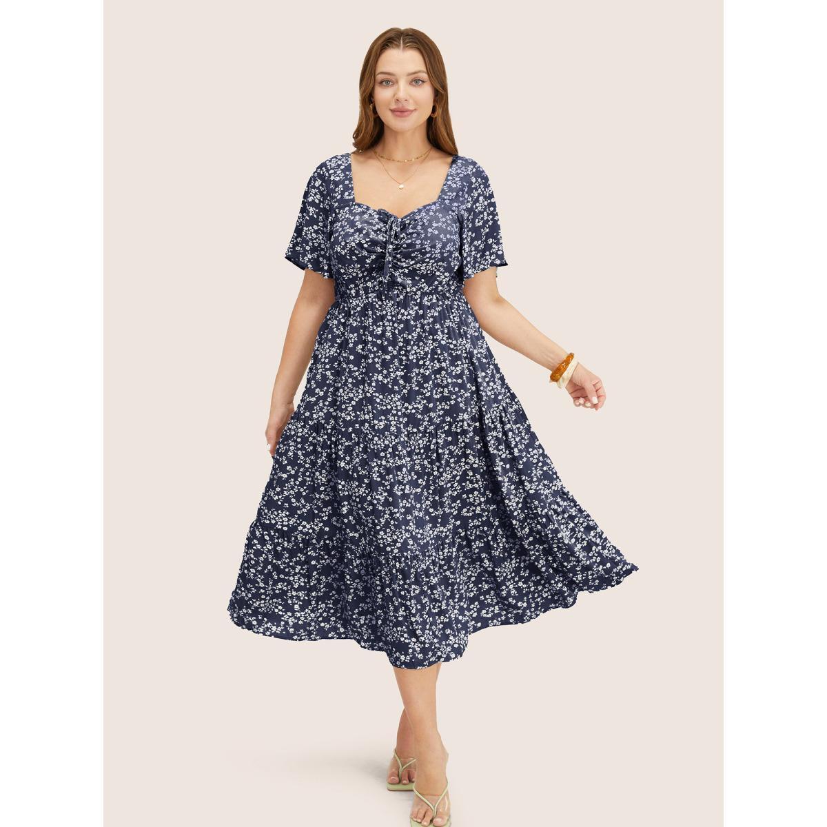 Plus Size Ditsy Floral Sweetheart Drawstring Pocket Tiered Dress Indigo Women Elegant Non V-neck Short sleeve Curvy Midi Dress BloomChic 22-24/3X Product Image