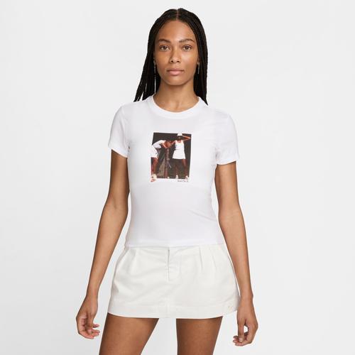 Nike Sportswear Chill Knit Women's T-Shirt Product Image