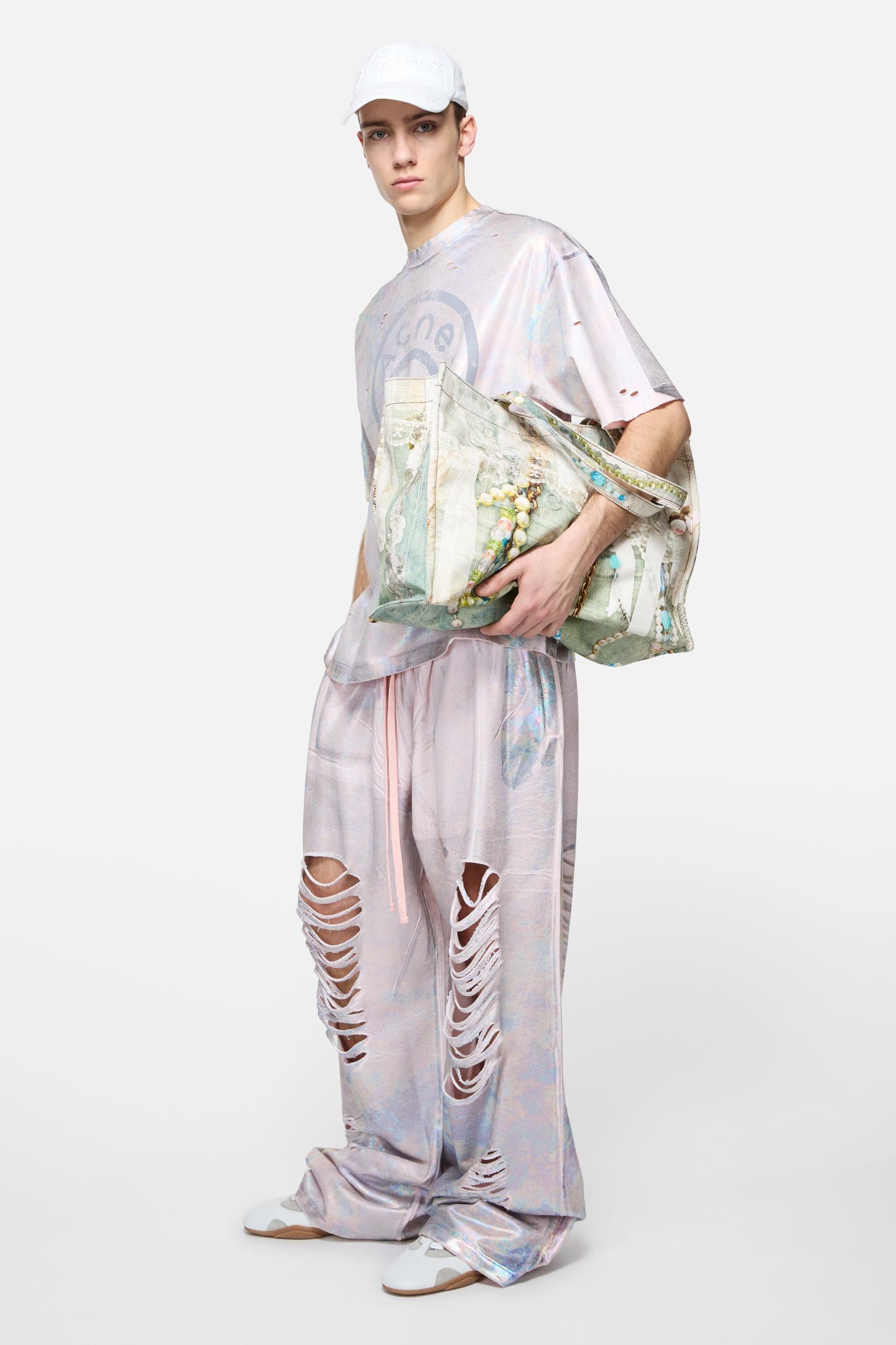 Logo Shoulder Tote Bag Product Image
