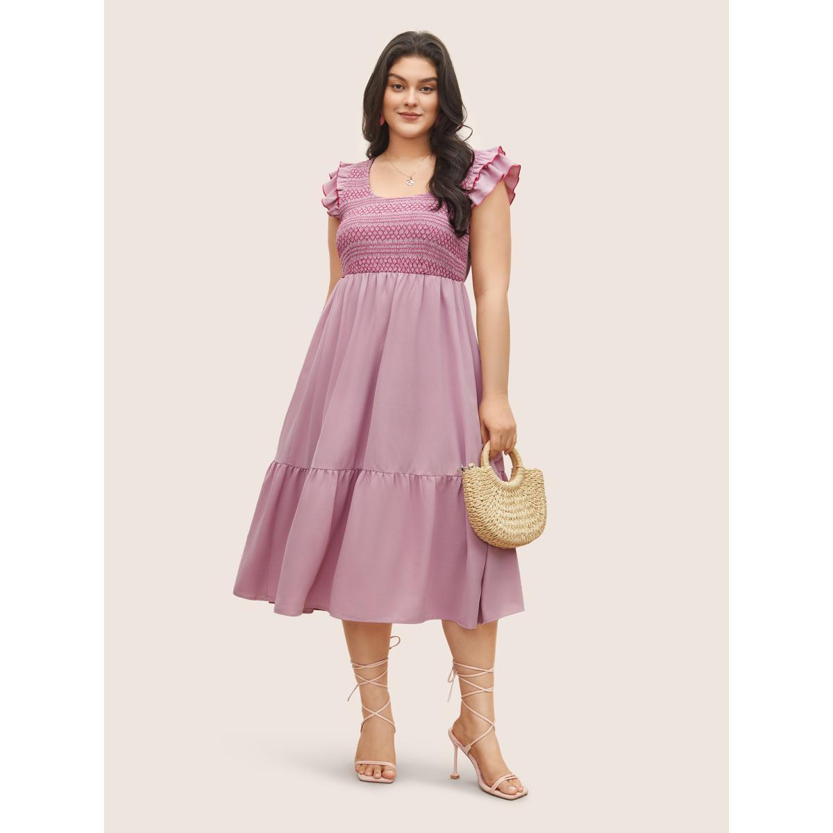 Plus Size Plain Shirred Tiered Flounce Sleeve Dress Pink Women Resort Non Square Neck Cap Sleeve Curvy Midi Dress BloomChic 22-24/3X Product Image