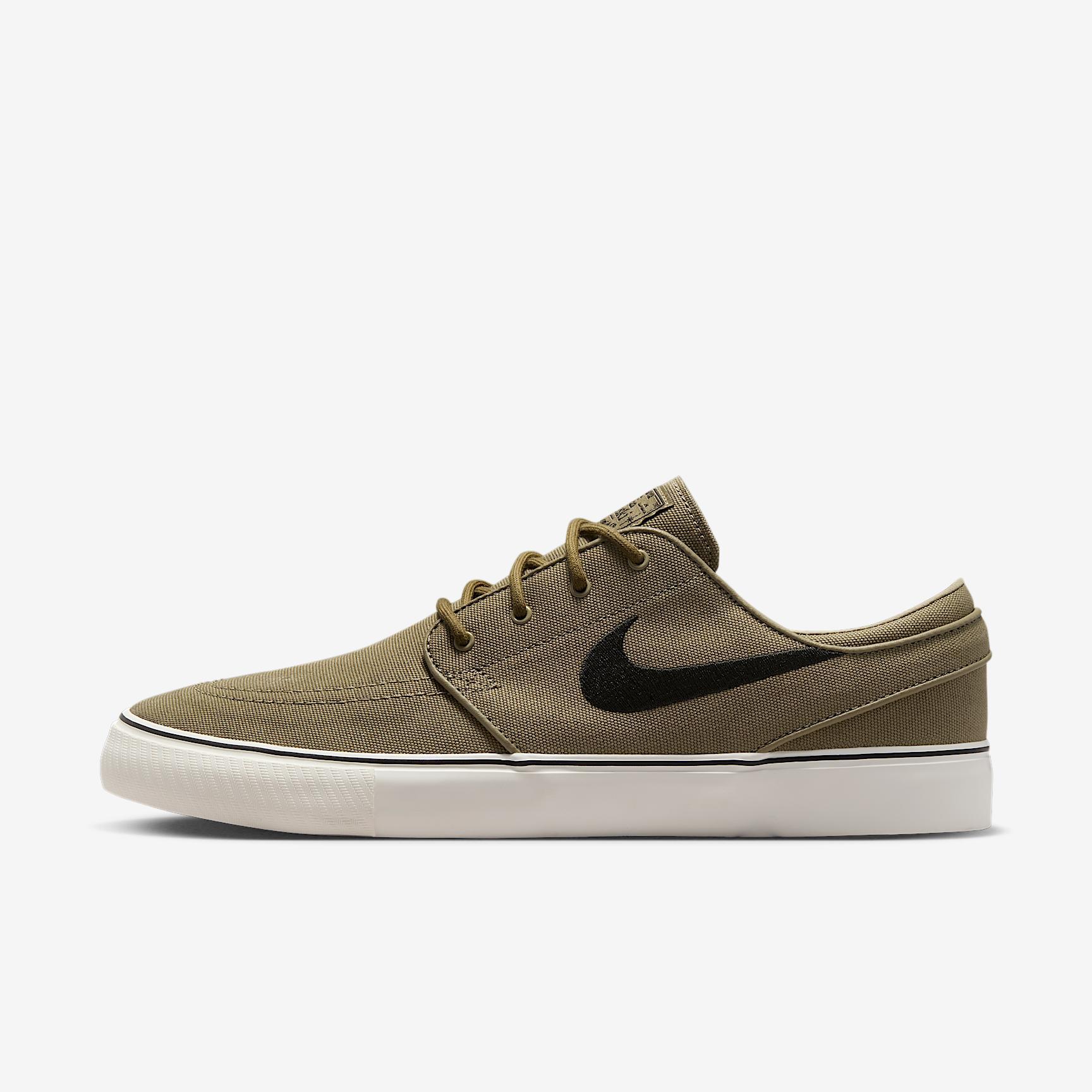 Men's Nike SB Zoom Janoski OG+ Canvas Skate Shoes Product Image