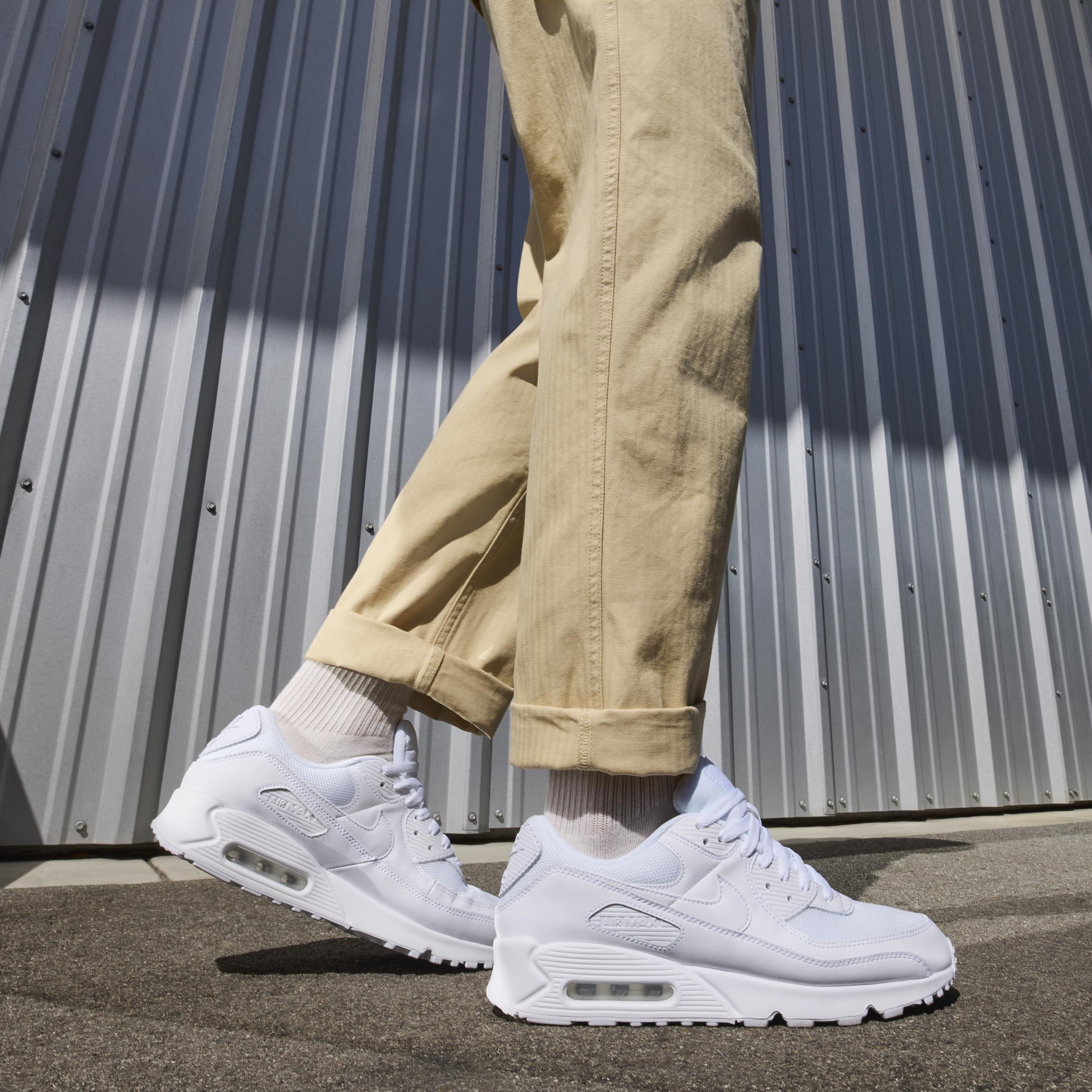 Nike Men's Air Max 90 Shoes Product Image