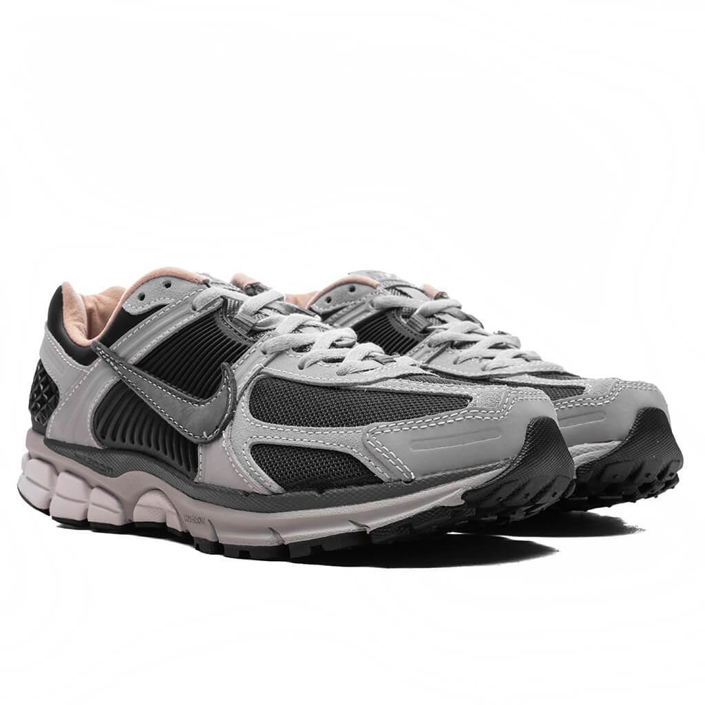 Zoom Vomero 5 - Dark Smoke Grey/Smoke Grey/Light Smoke Grey Male Product Image